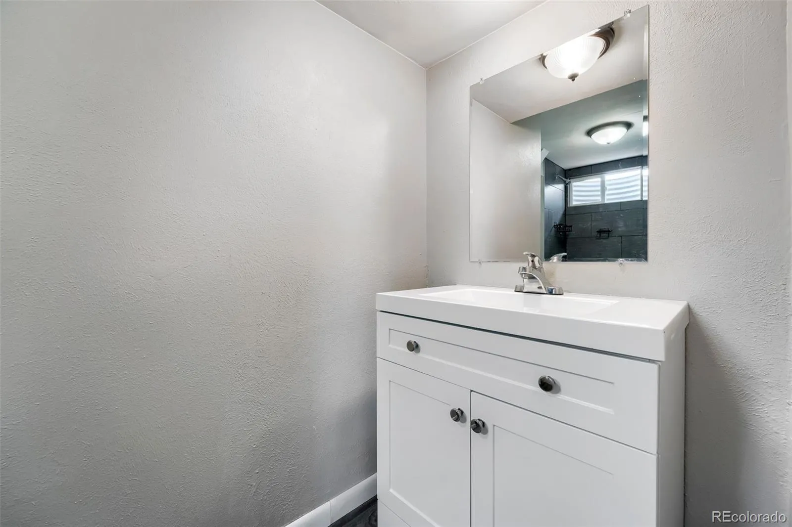 4708 S Ouray Way Aurora CO 80015 MLS #REC8109999 04212026194119 1600 17