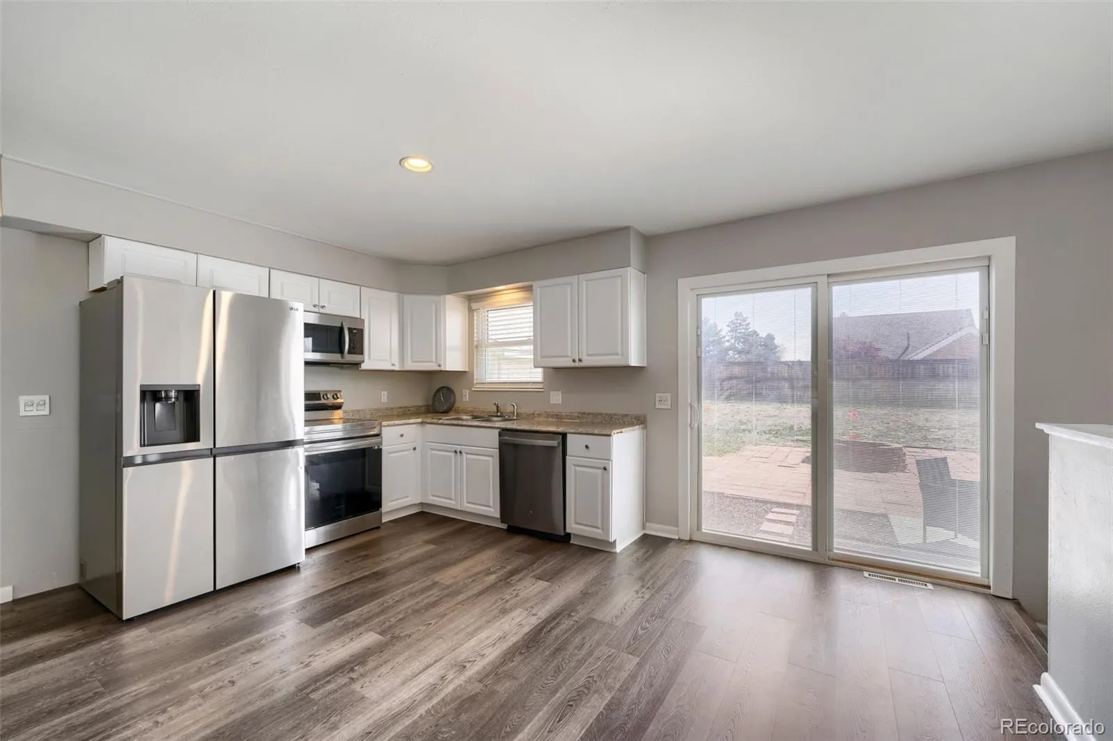4708 S Ouray Way Aurora CO 80015 MLS #REC8109999 04212026194119 1600 4
