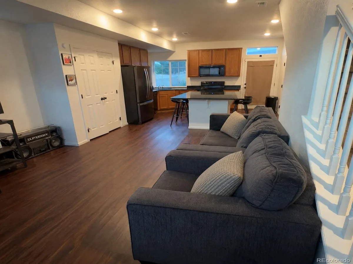 4532 N Quemoy Street Aurora CO 80019 MLS #REC8110711 06142026204326 1200 3
