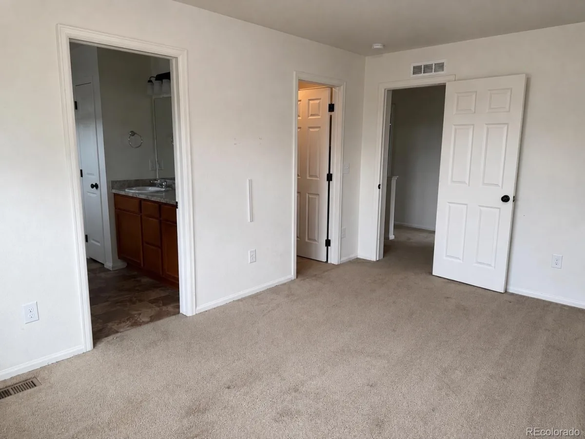 4532 N Quemoy Street Aurora CO 80019 | MLS #REC8110711 08082026192824 1200 19