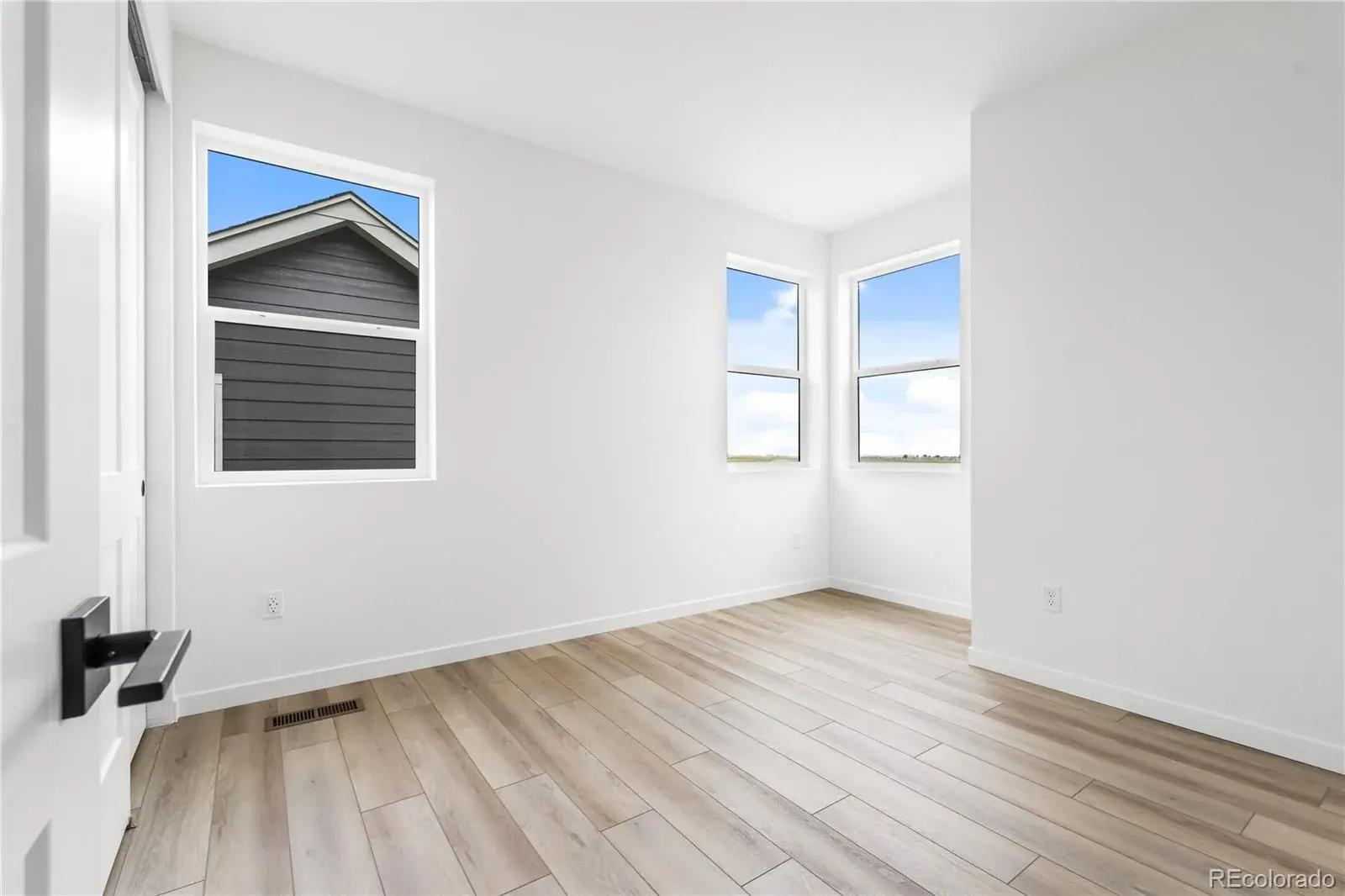 11972 Octave Avenue Lone Tree CO 80134 MLS #REC8110730 09102025022725 1600 18