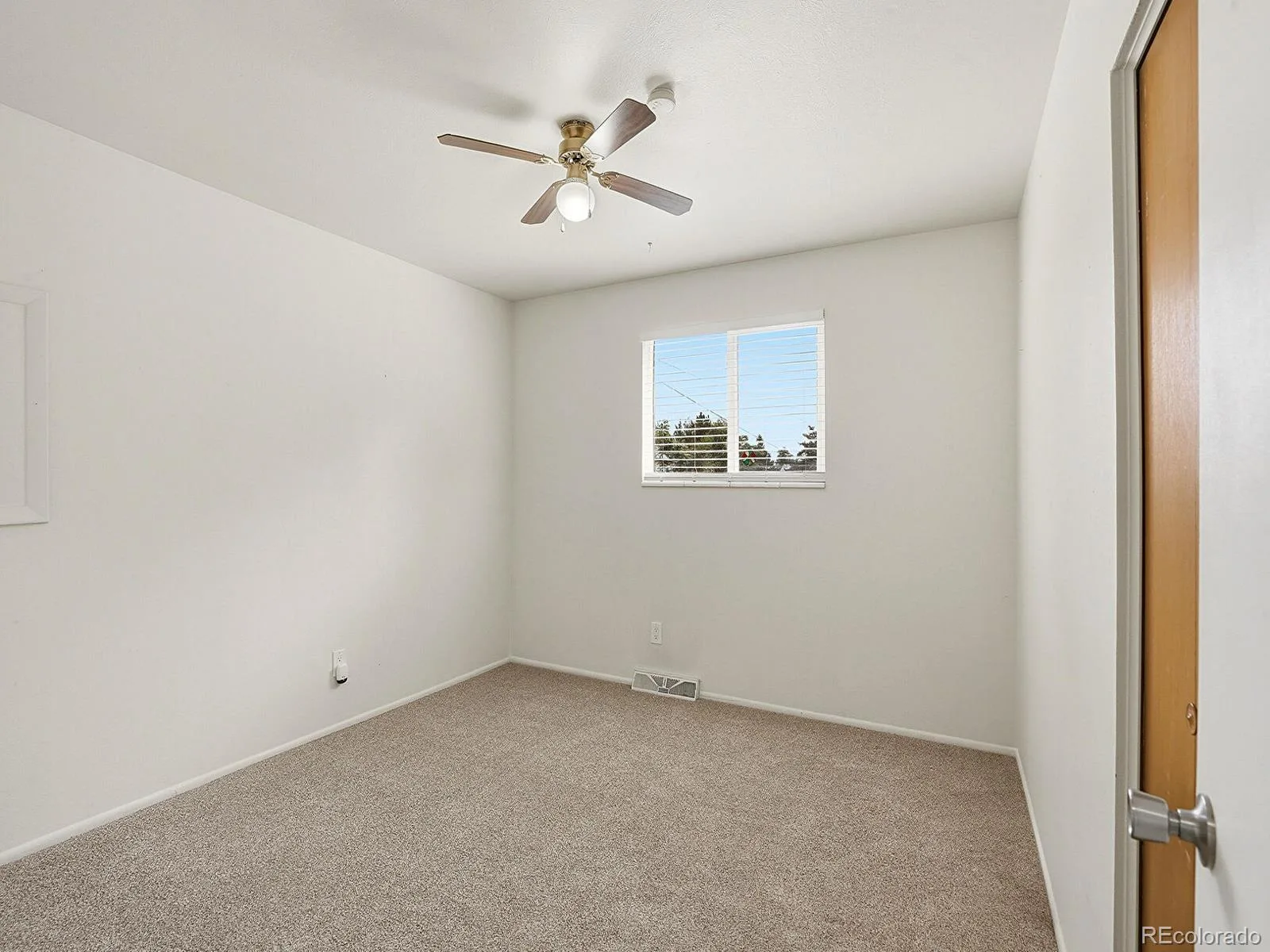 8120 Irving Street Westminster CO 80031 MLS #REC8111205 06252026224302 1600 19
