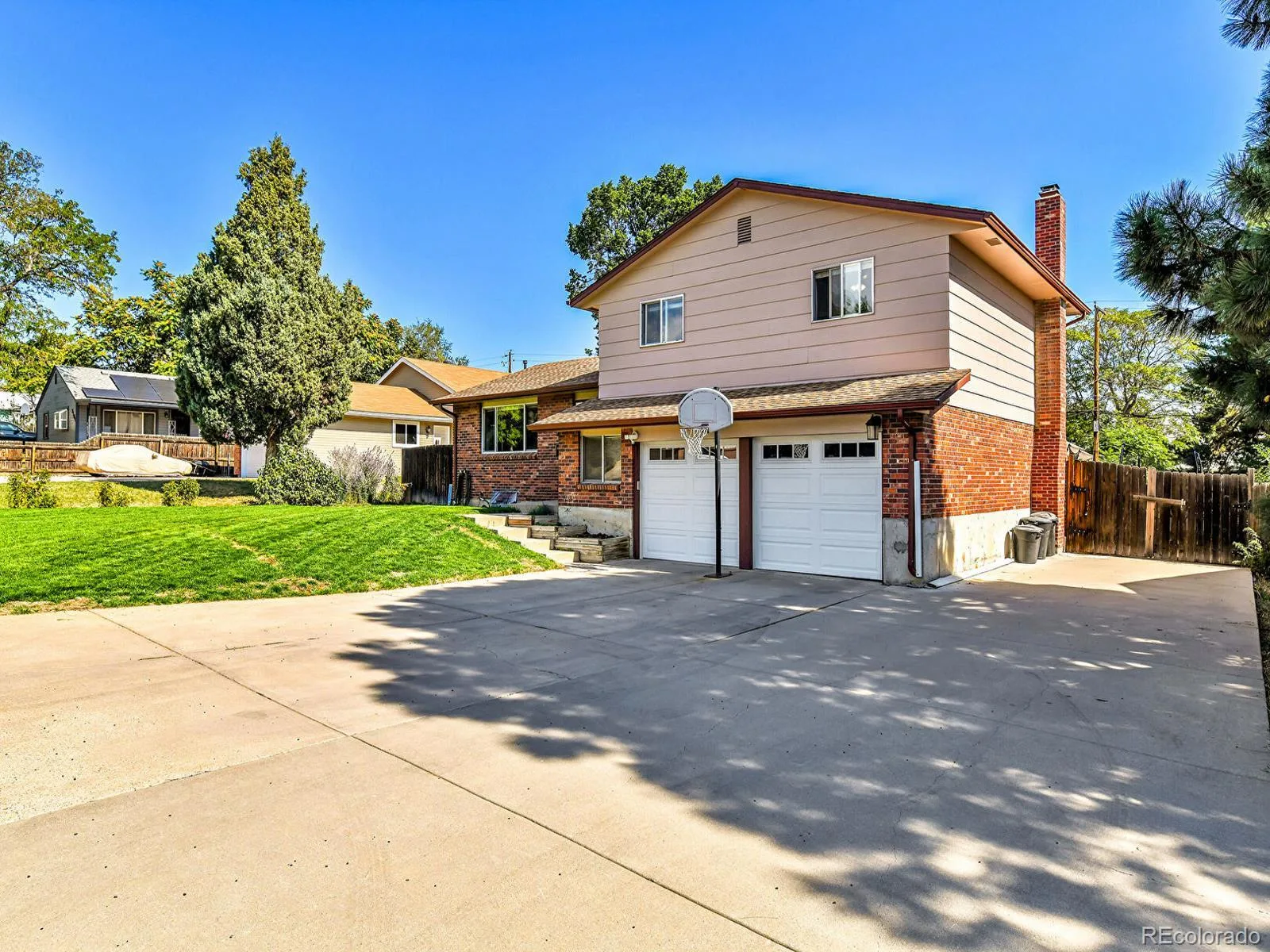 8120 Irving Street Westminster CO 80031 | MLS #REC8111205 08222026173240 1600 2