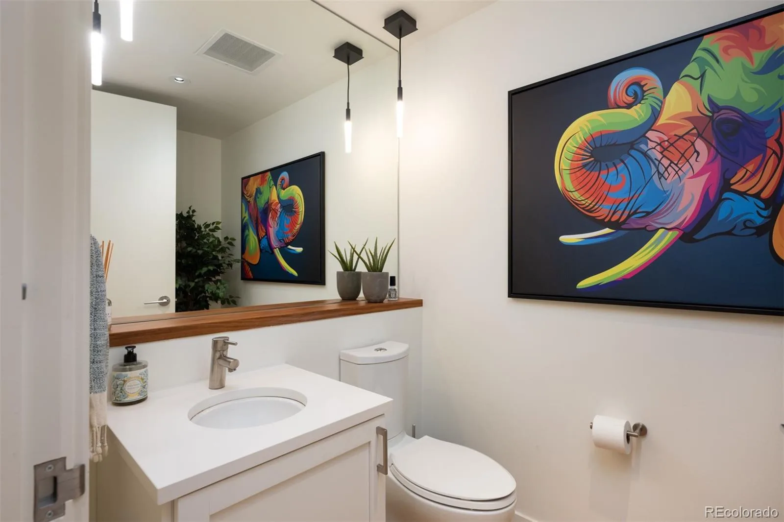 1750 Wewatta Street #1002 Denver CO 80202 | MLS #REC8114431 08122026230510 1600 40