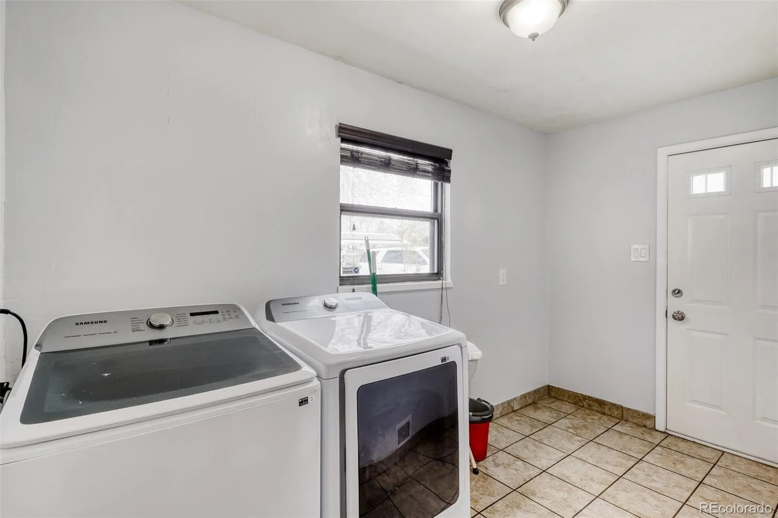 970 Nile Street Aurora CO 80010 MLS #REC8114661 04112026192136 1600 23