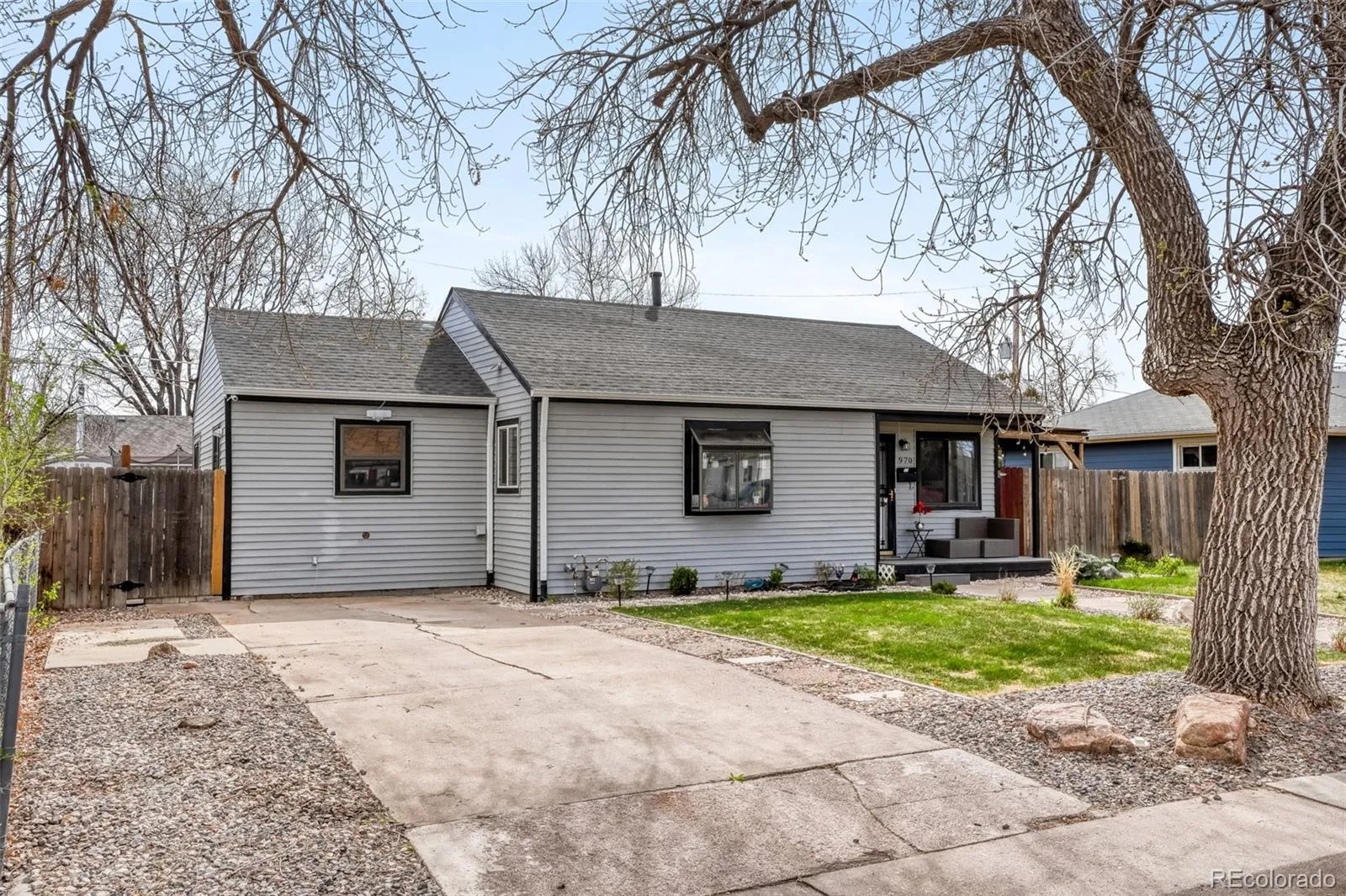 970 Nile Street Aurora CO 80010 MLS #REC8114661 04112026192136 1600 3