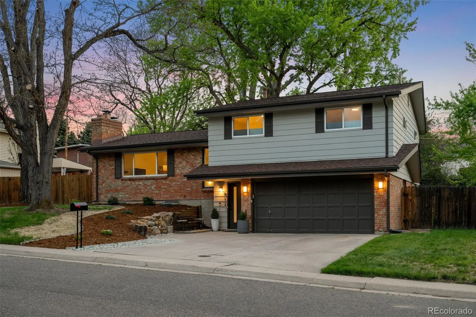 813 W Geddes Circle Littleton CO 80120 MLS #REC8116394 05182026192533 1600 1