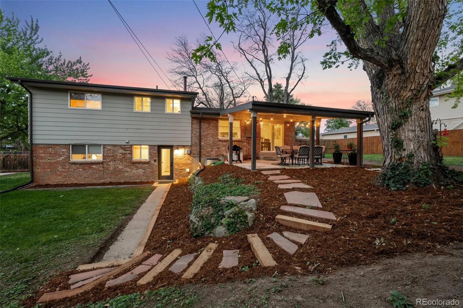 813 W Geddes Circle Littleton CO 80120 MLS #REC8116394 05182026192533 1600 33