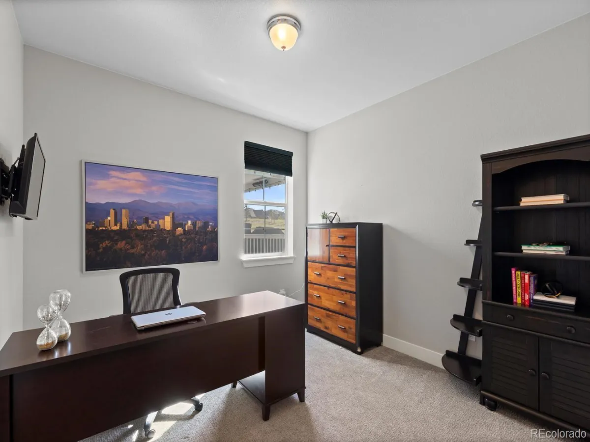 7043 S Uriah Street Aurora CO 80016 MLS #REC8116872 05152026034532 1200 15