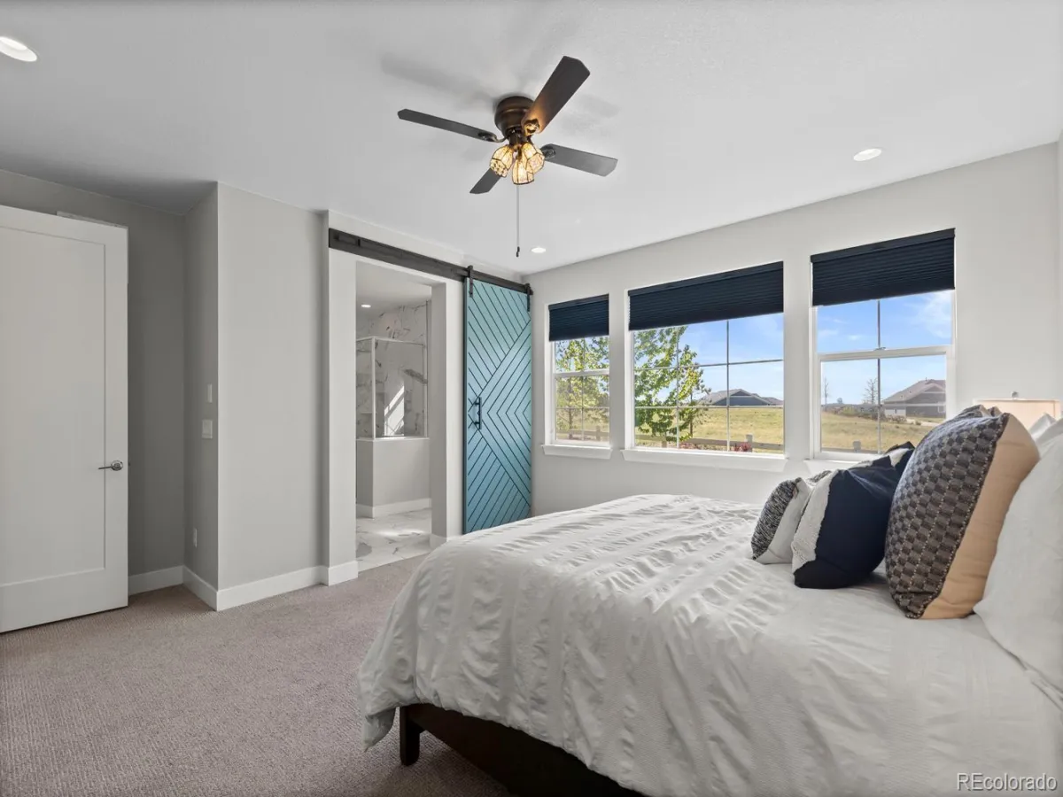 7043 S Uriah Street Aurora CO 80016 MLS #REC8116872 05152026034532 1200 17