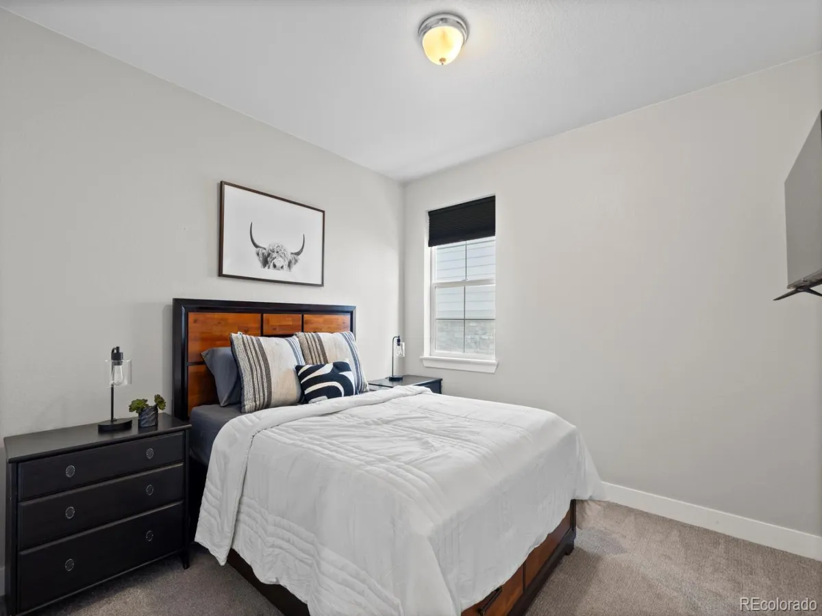 7043 S Uriah Street Aurora CO 80016 MLS #REC8116872 05152026034532 1200 20