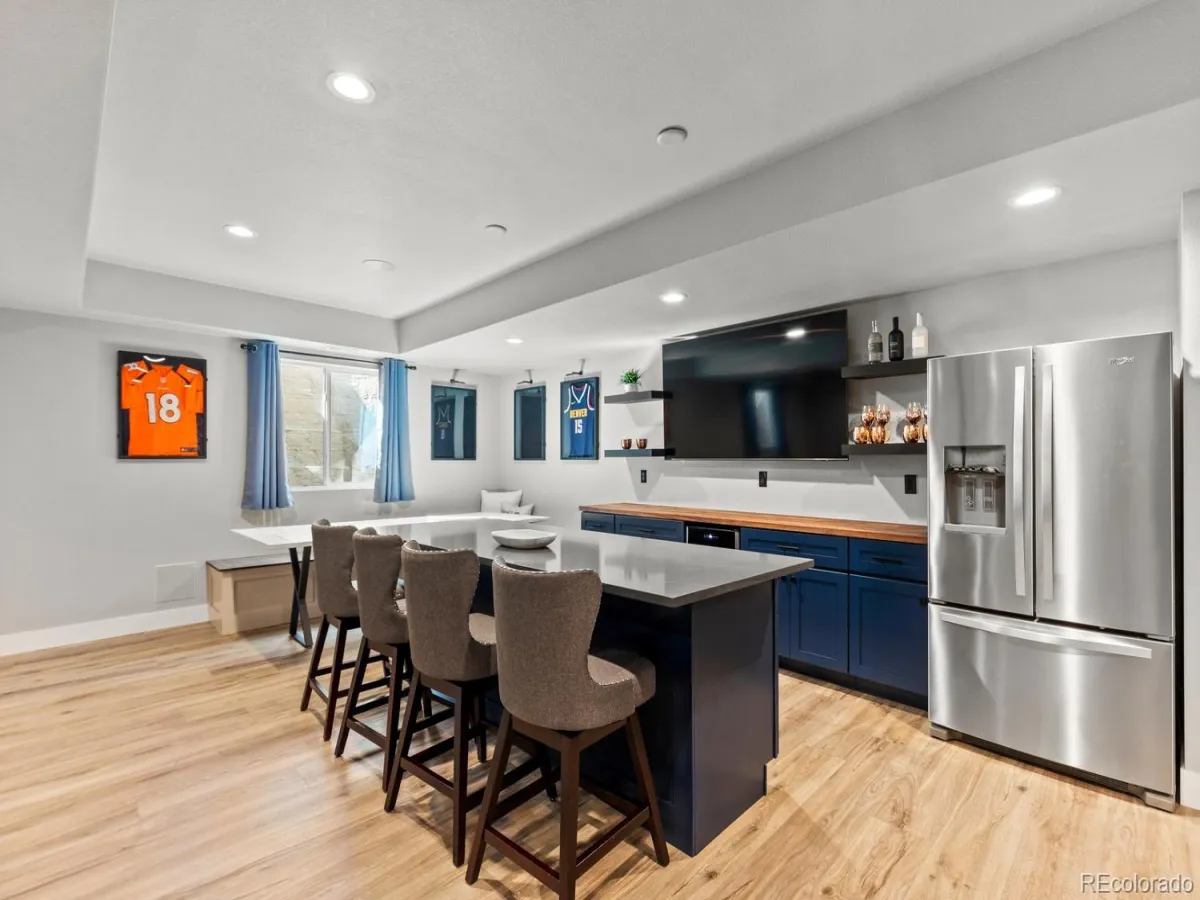 7043 S Uriah Street Aurora CO 80016 MLS #REC8116872 05152026034532 1200 31