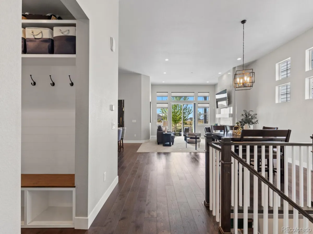 7043 S Uriah Street Aurora CO 80016 MLS #REC8116872 05152026034532 1200 4