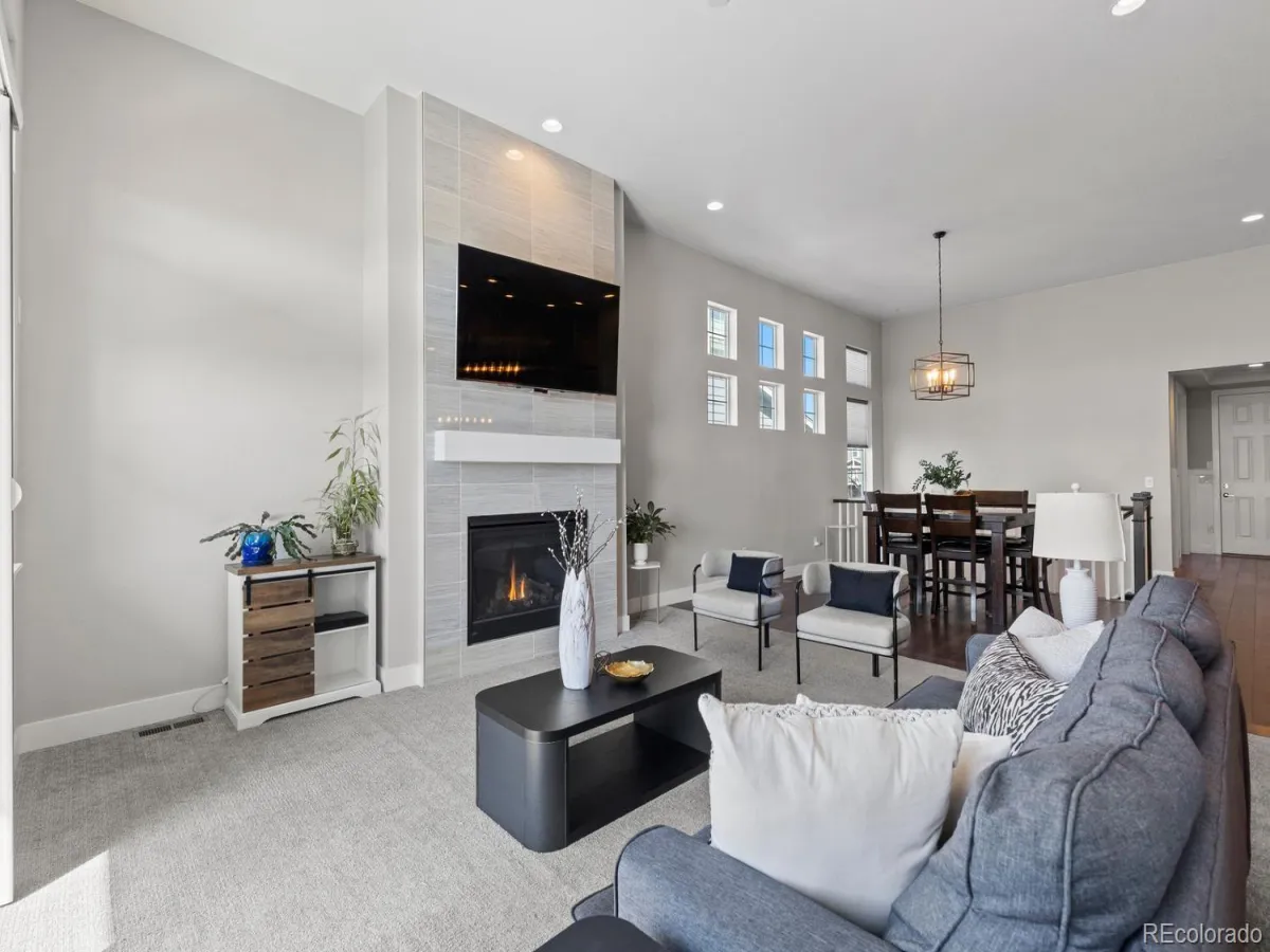 7043 S Uriah Street Aurora CO 80016 MLS #REC8116872 05152026034532 1200 7