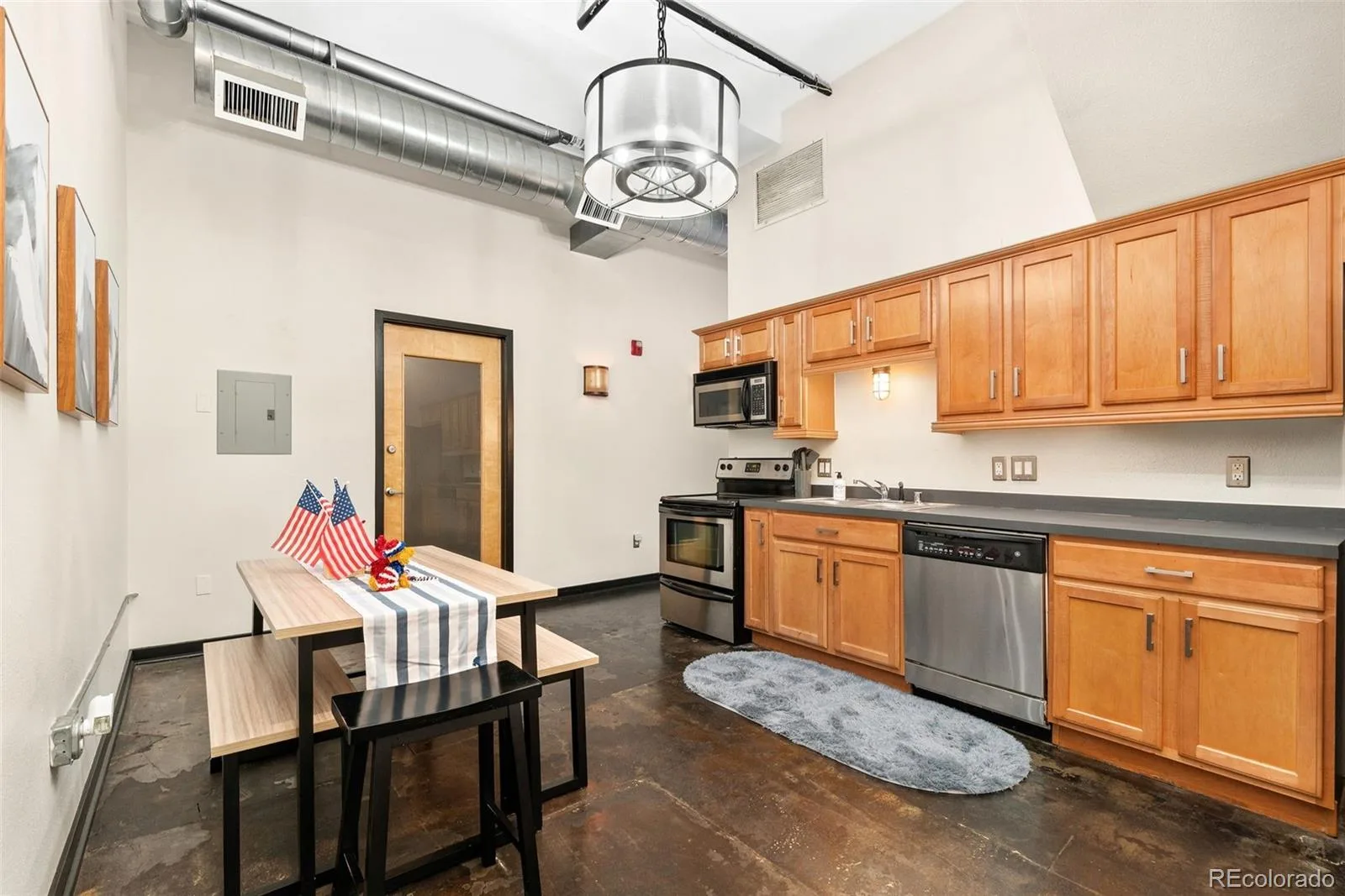 2142 Curtis Street #101 Denver CO 80205 MLS #REC8117248 06262026222226 1600 6