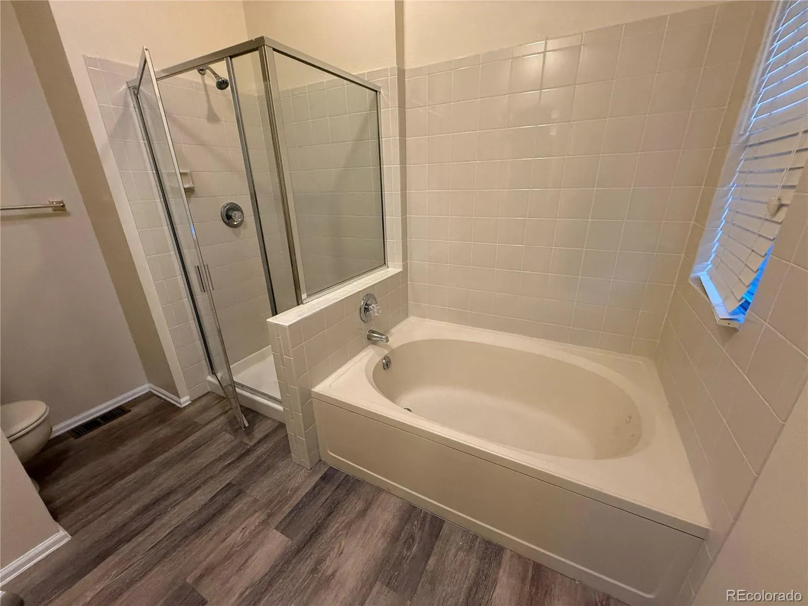 4856 S Argonne Street Aurora CO 80015 MLS #REC8118877 05182026192539 1600 21