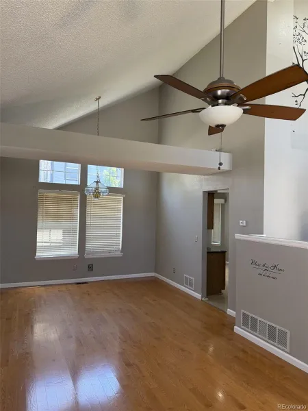 4856 S Argonne Street Aurora CO 80015 MLS #REC8118877 05182026192539 800 5