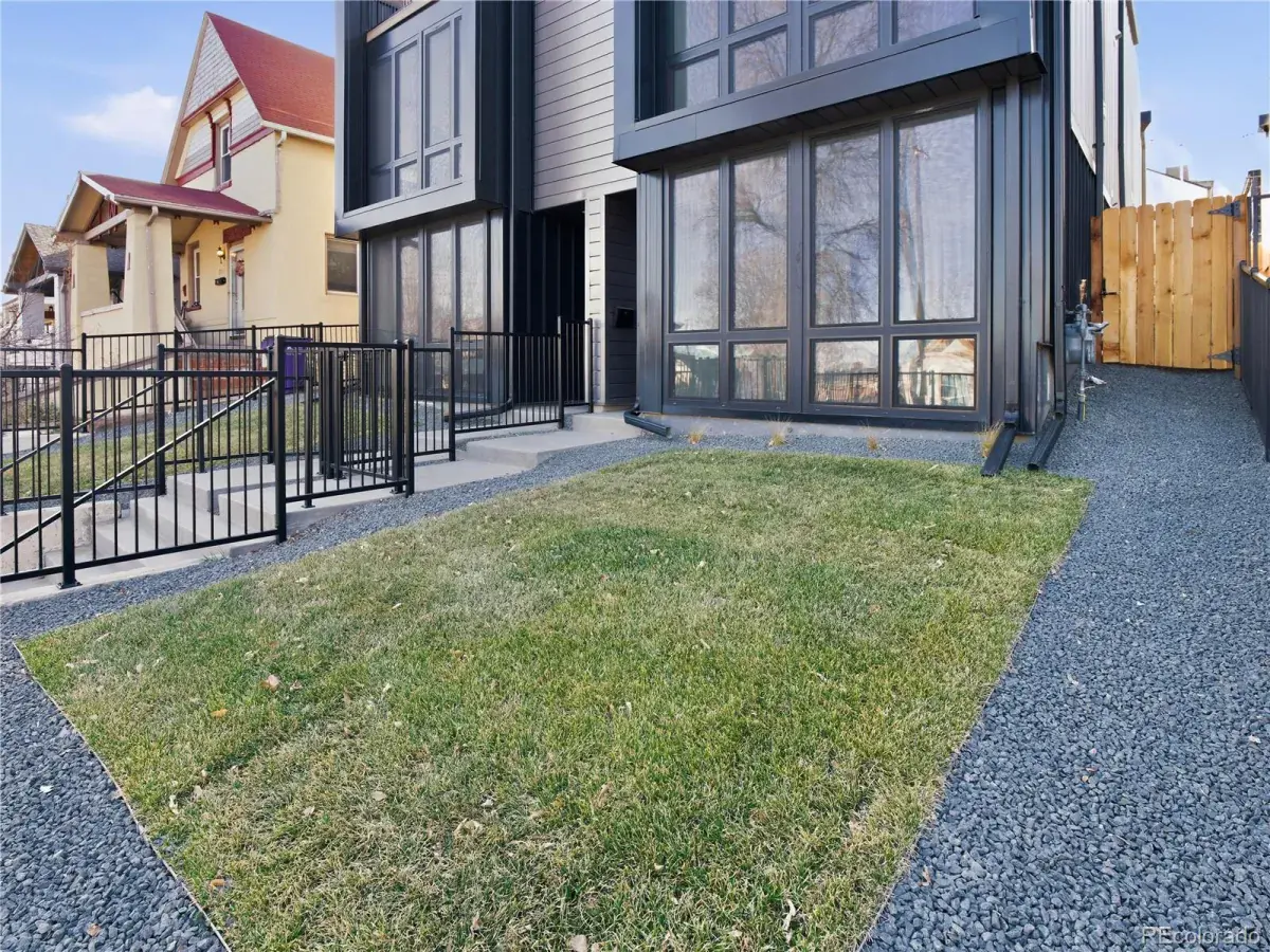 02092026221505 1200 1