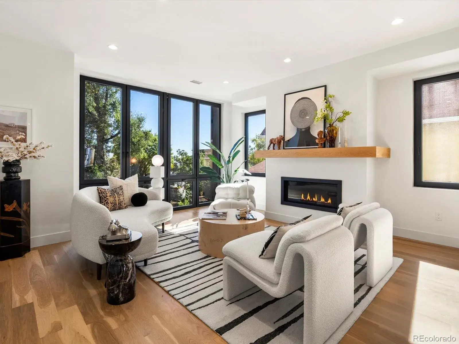 02092026221505 1600 11