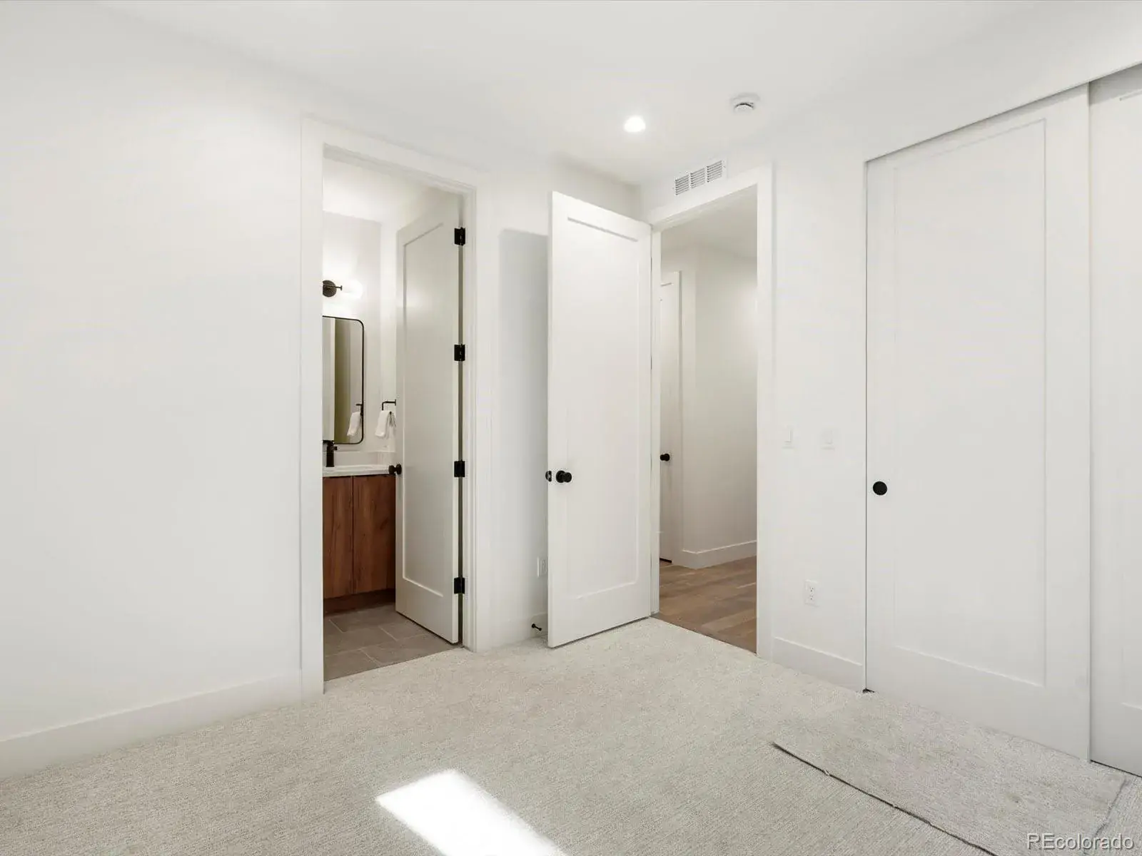 02092026221505 1600 25