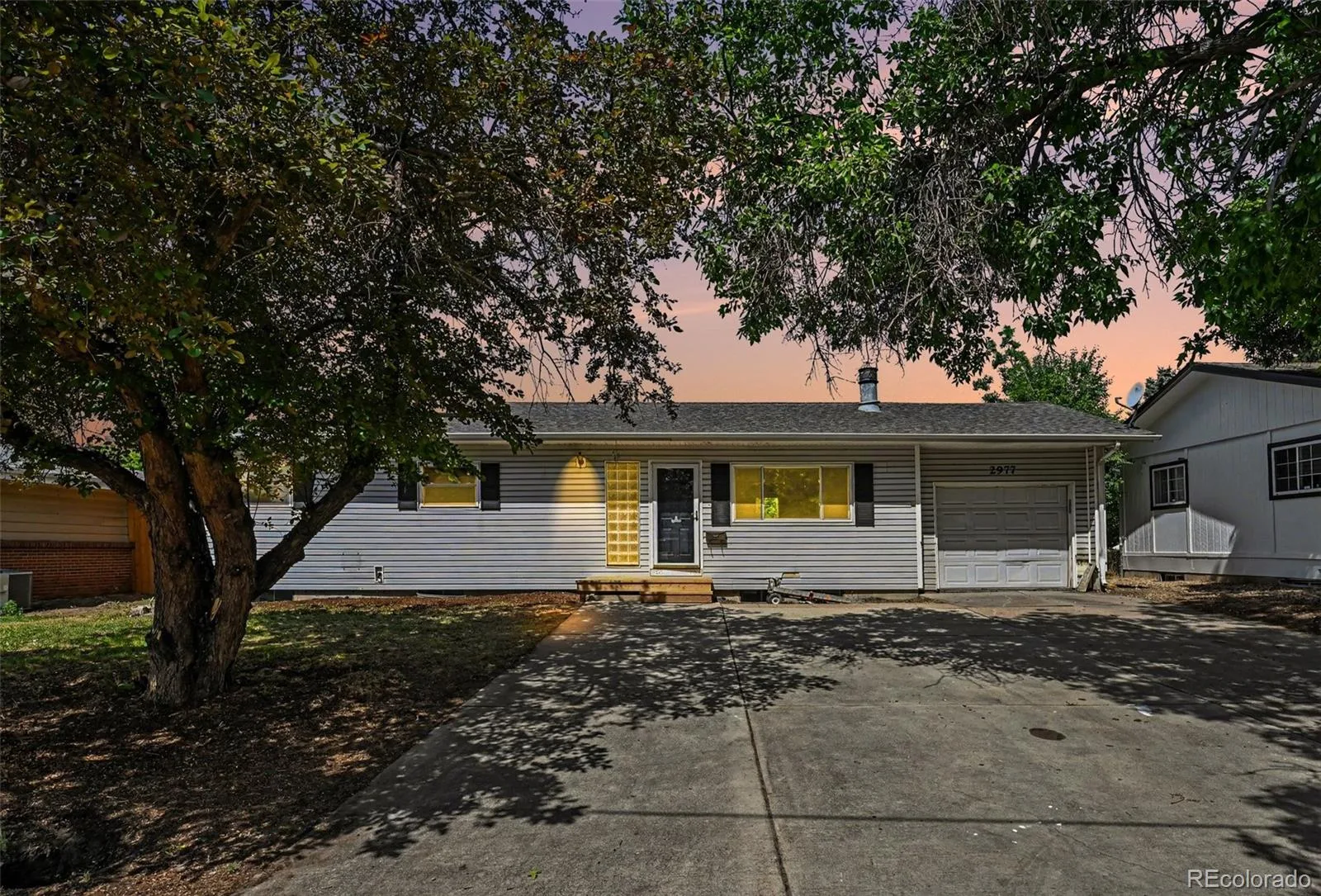 2977 S Sheridan Boulevard Denver CO 80227 MLS #REC8120871 06092026042959 1600 27