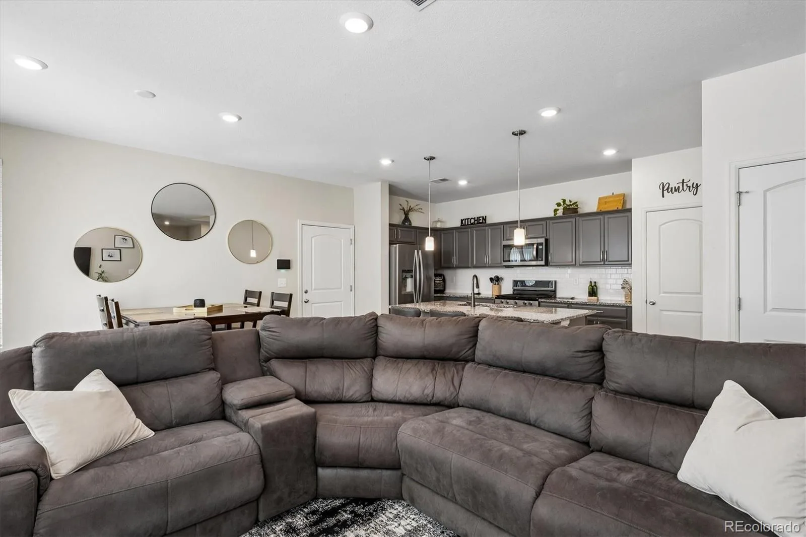 21352 E 60th Avenue Aurora CO 80019 | MLS #REC8123666 10142026184307 1600 17