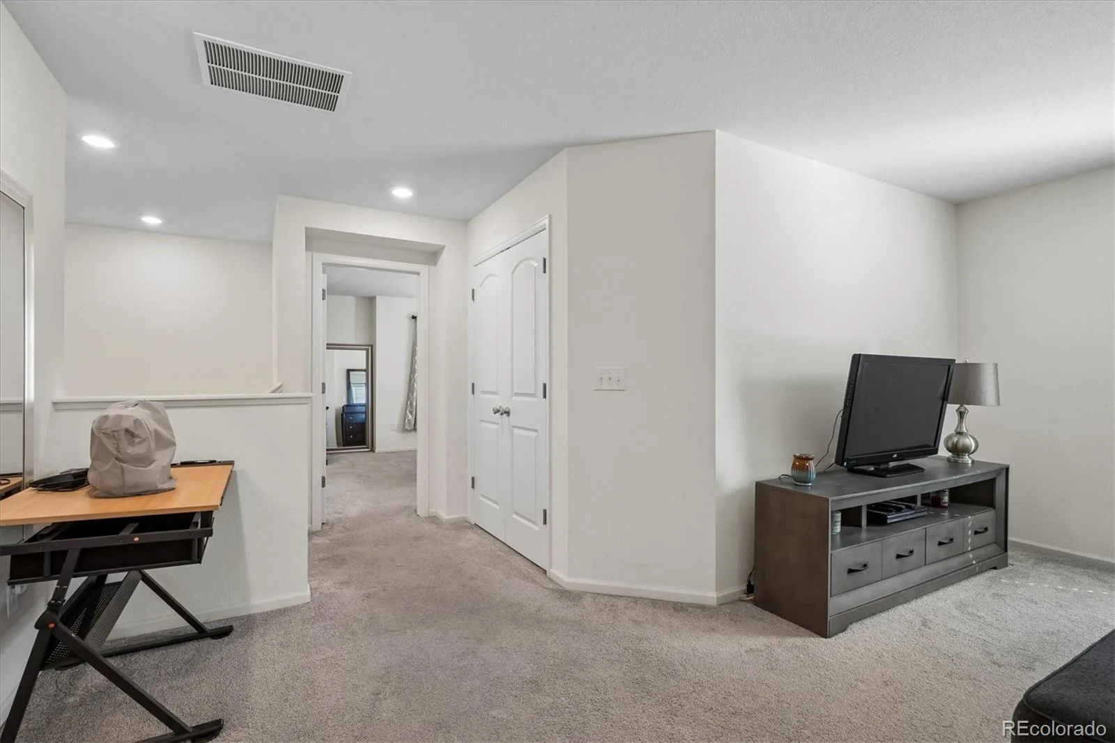 21352 E 60th Avenue Aurora CO 80019 | MLS #REC8123666 10142026184307 1600 27