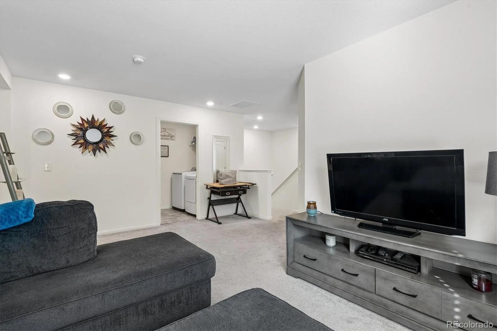 21352 E 60th Avenue Aurora CO 80019 | MLS #REC8123666 10142026184307 1600 28