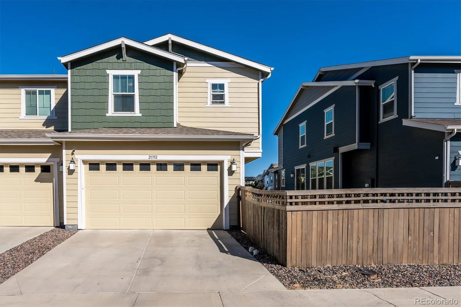 21352 E 60th Avenue Aurora CO 80019 | MLS #REC8123666 10142026184307 1600 34