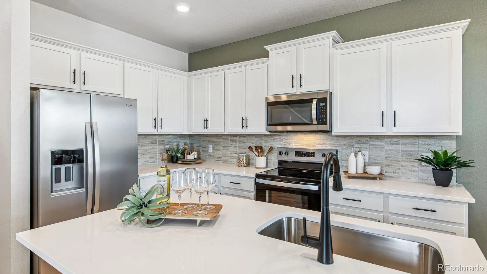 04172026220738 1600 11