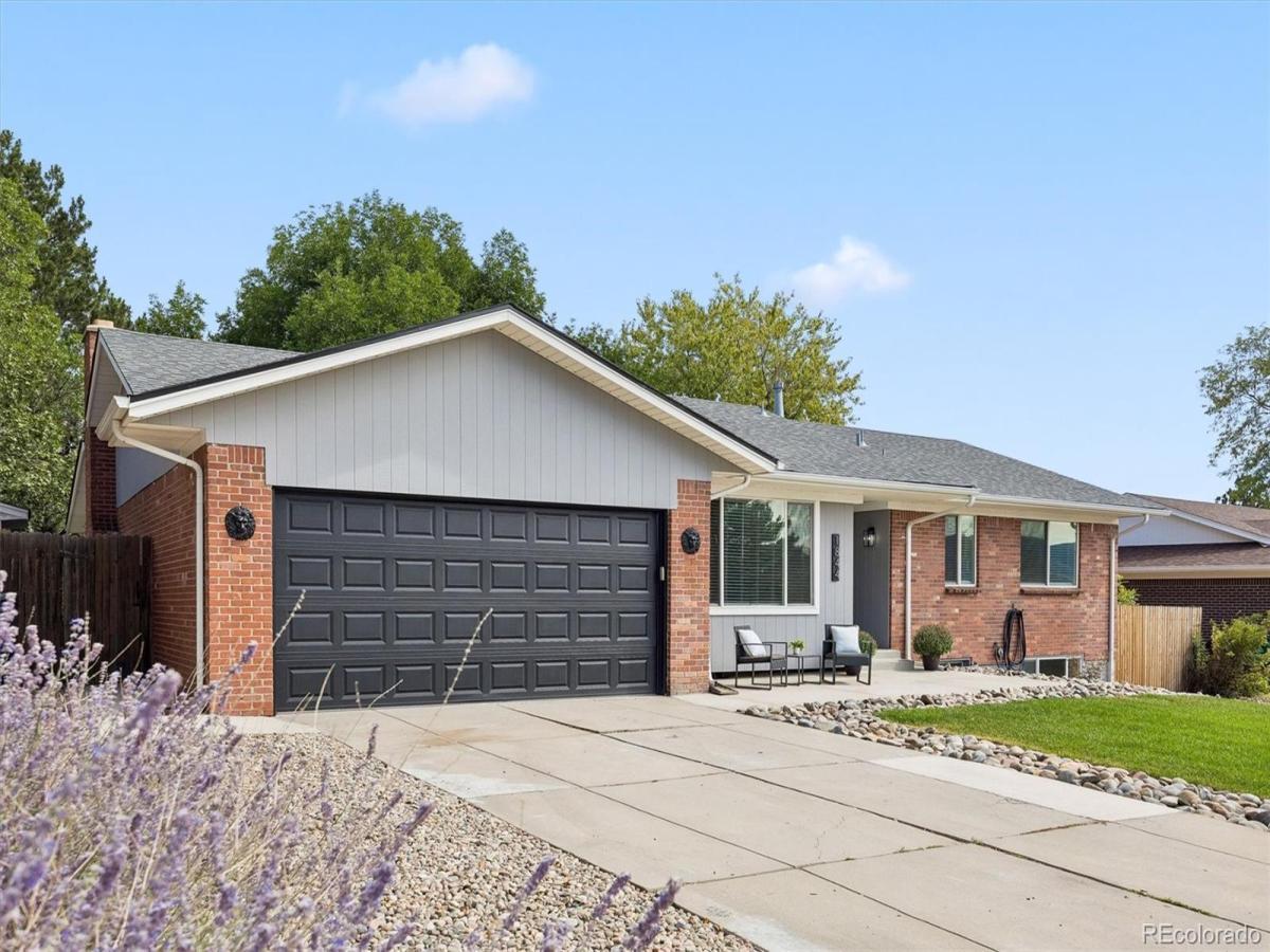 1844 S Wright Street Lakewood CO 80228 | MLS #REC8126454 MLS #REC8126454 image #0