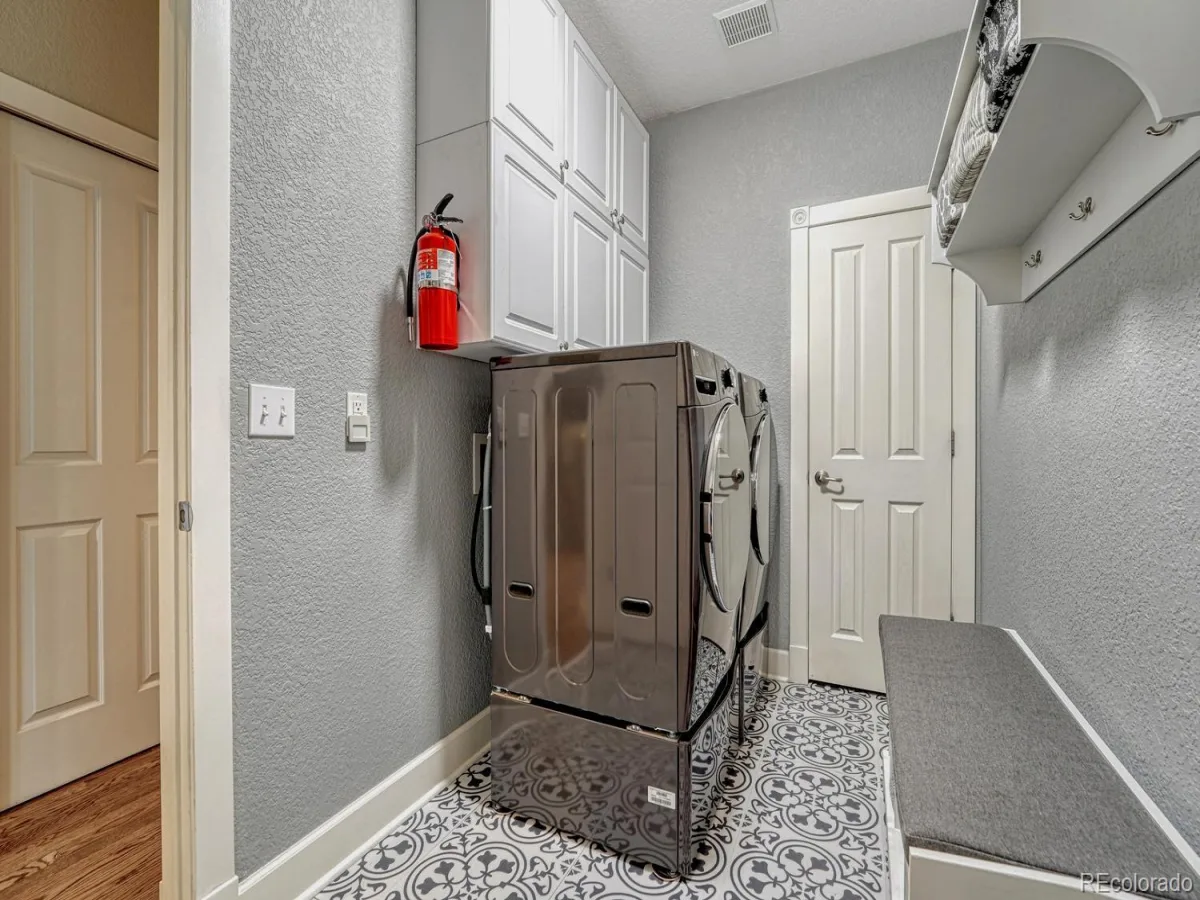 10744 Addison Court Littleton CO 80126 | MLS #REC8127566 08132026181758 1200 38