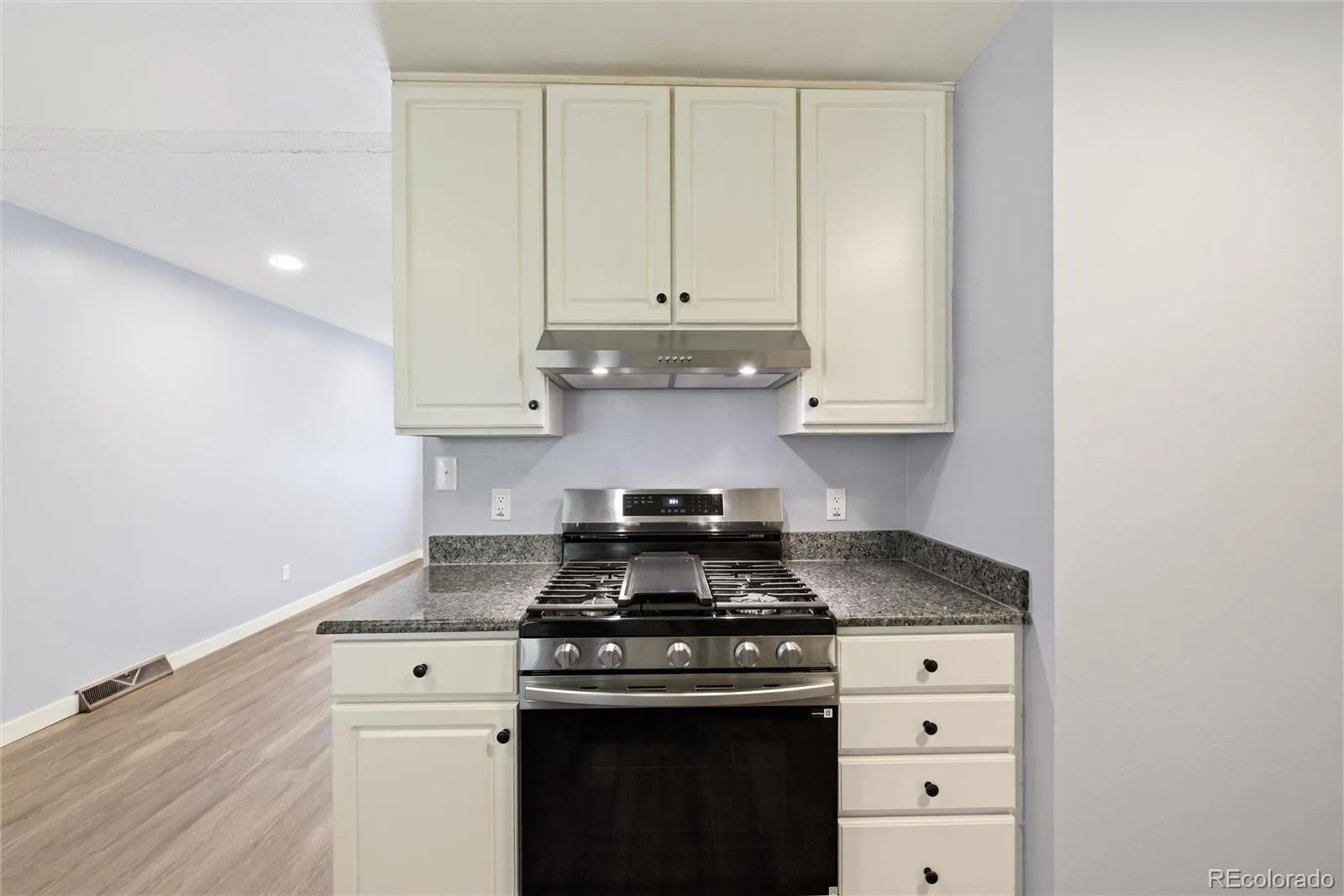 13659 E Kentucky Avenue Aurora CO 80012 | MLS #REC8129280 07172026154039 1600 9