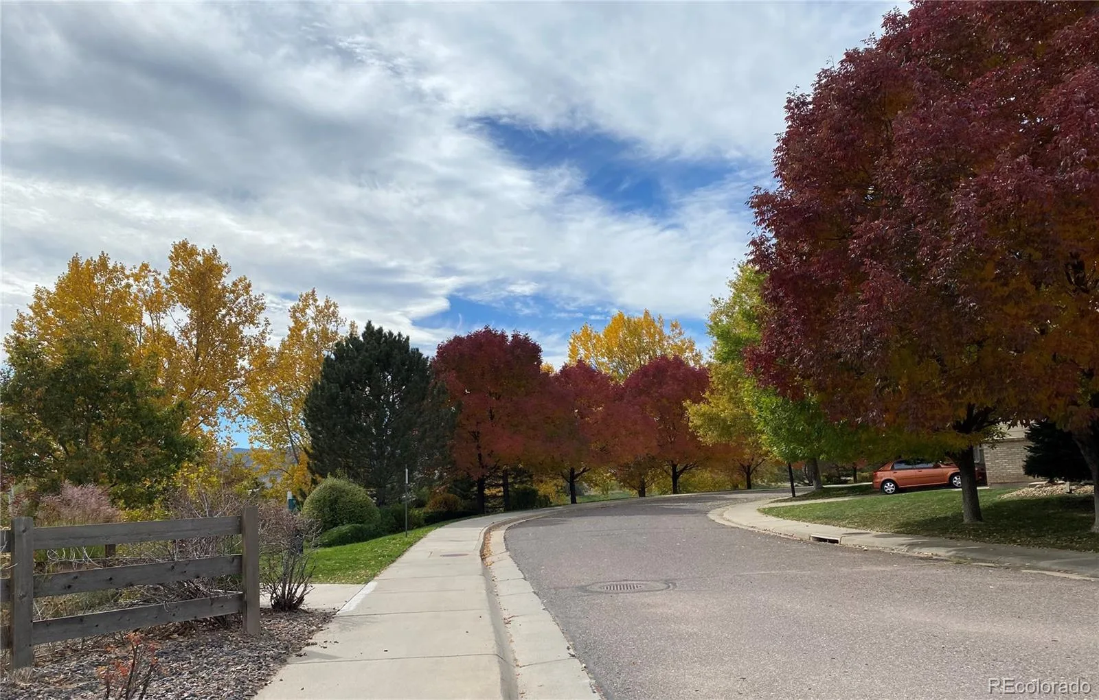 6827 W Rockland Place Littleton CO 80128 | MLS #REC8129740 08212026225907 1600 21