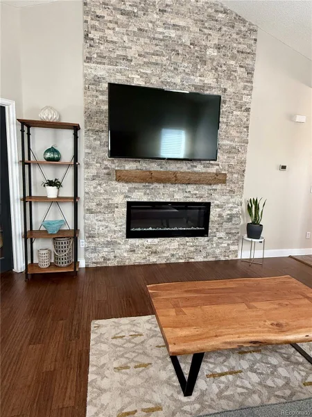 6827 W Rockland Place Littleton CO 80128 | MLS #REC8129740 08212026225907 800 2