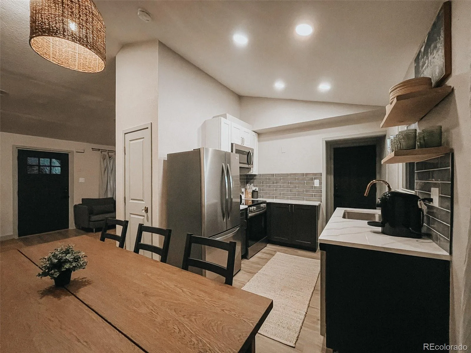 3285 S Elati Street Englewood CO 80110 | MLS #REC8131311 08142026213411 1600 4