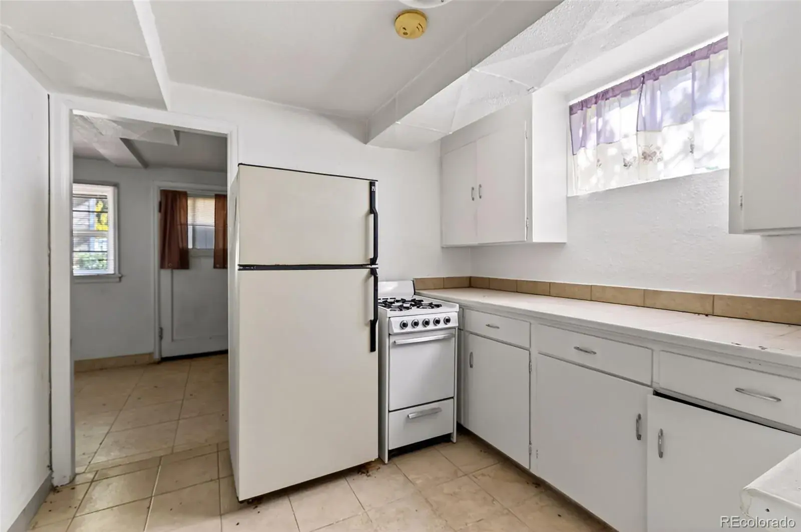 10212025152541 1600 14