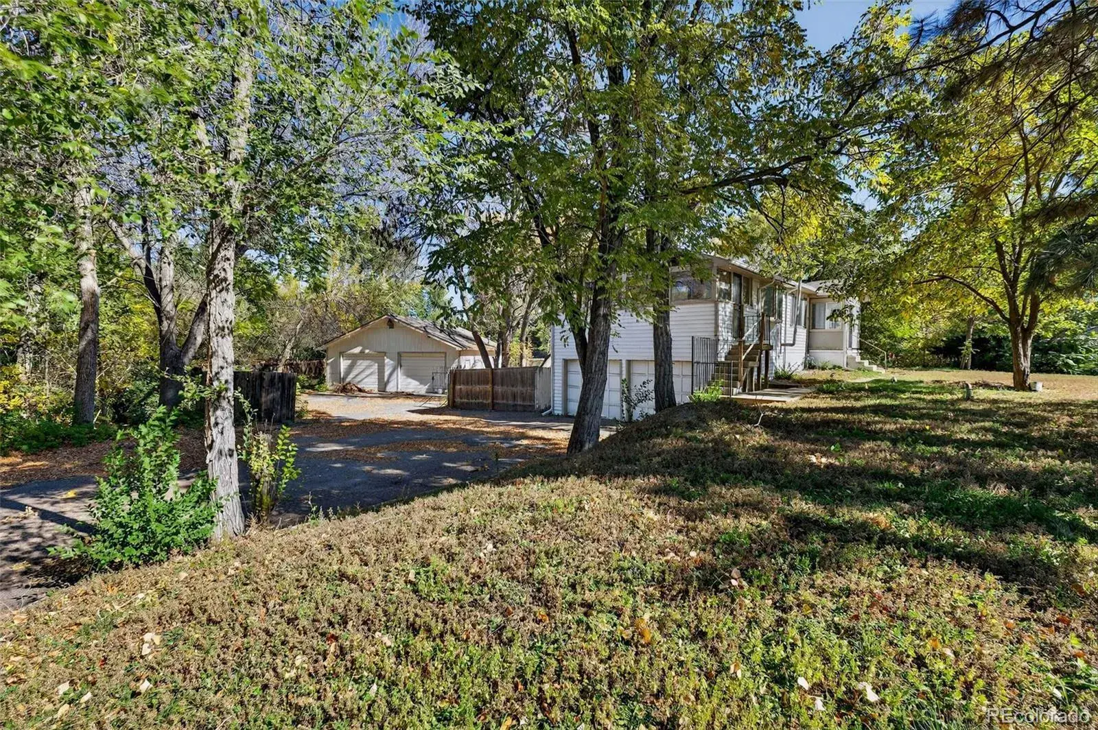 10212025152541 1600 18