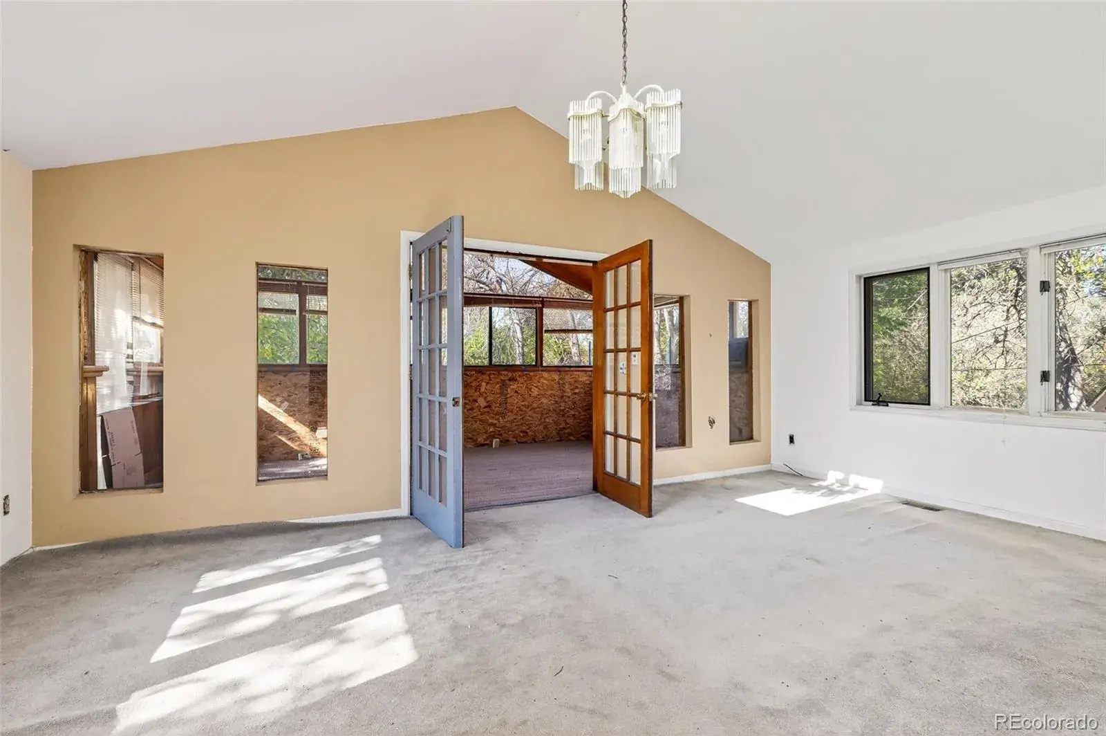 10212025152541 1600 5