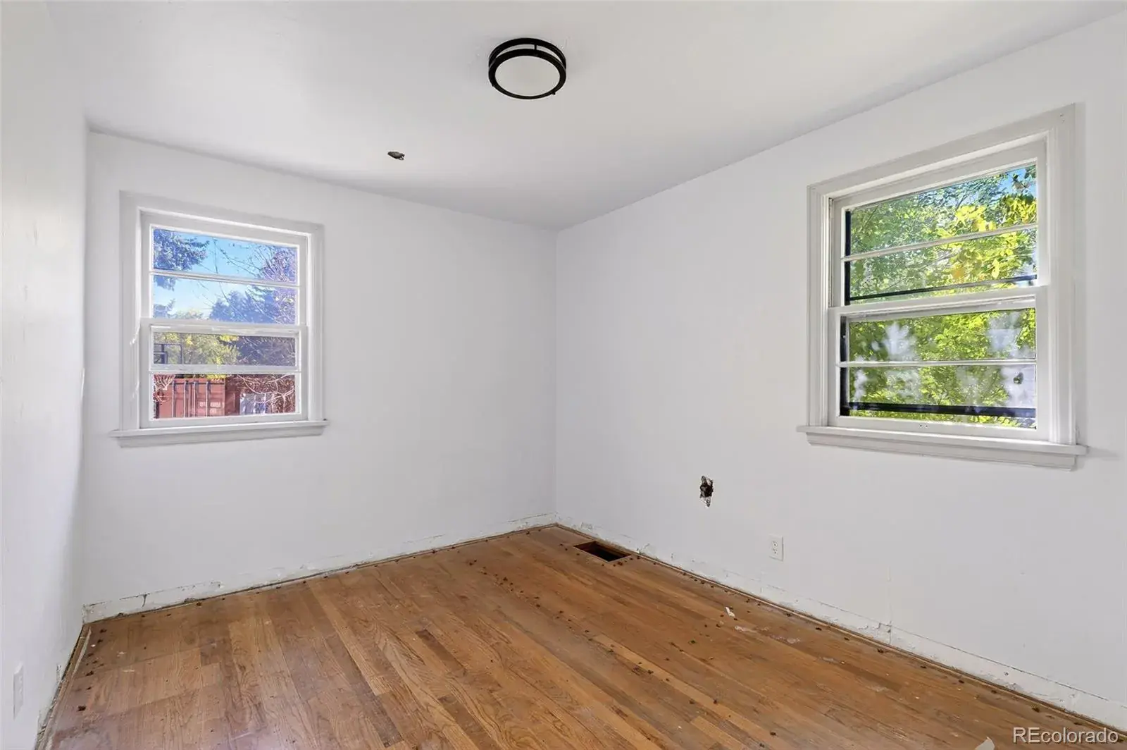 10212025152541 1600 8