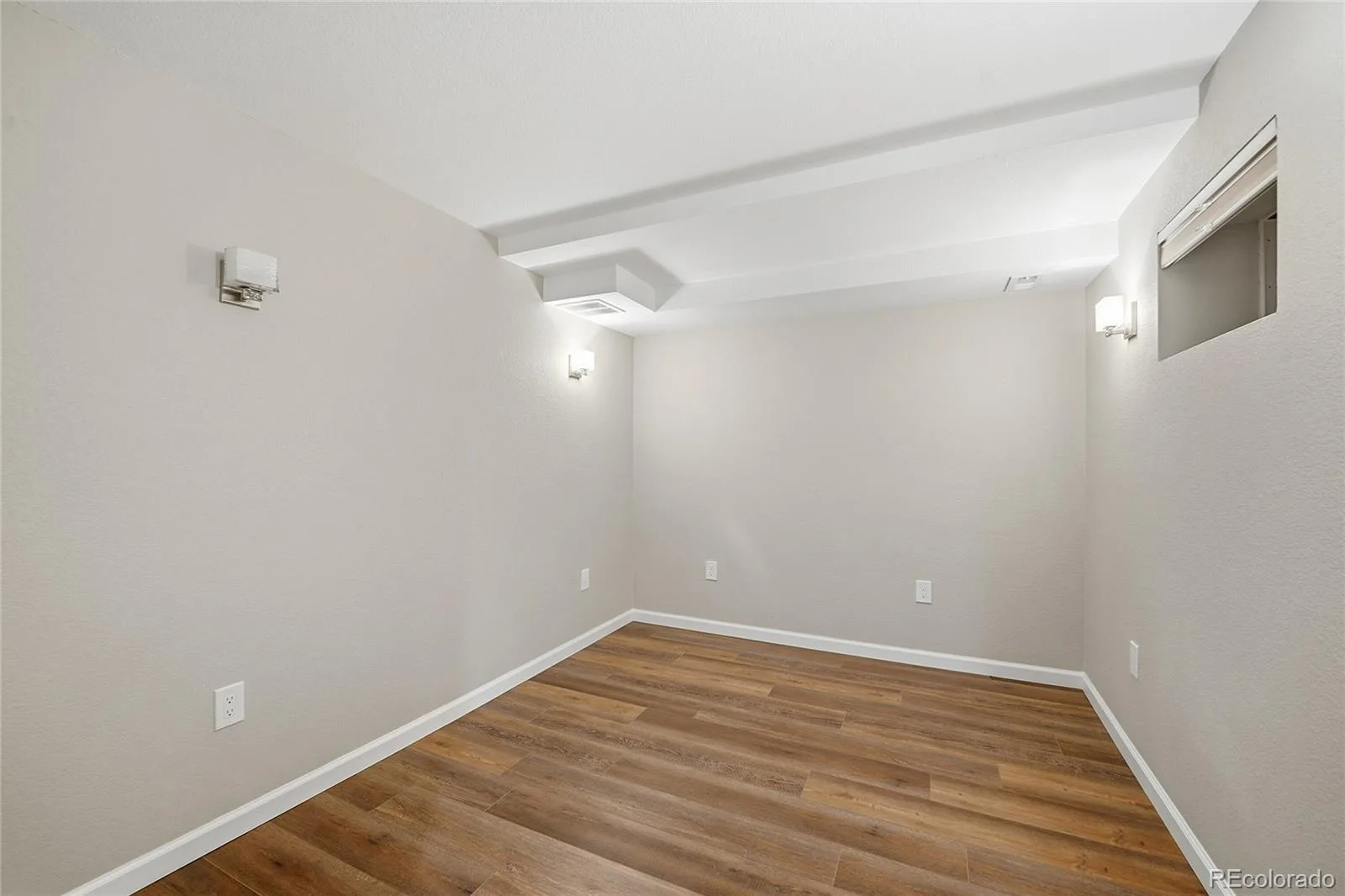 3148 E Long Circle Centennial CO 80122 | MLS #REC8133193 07312026162134 1600 27