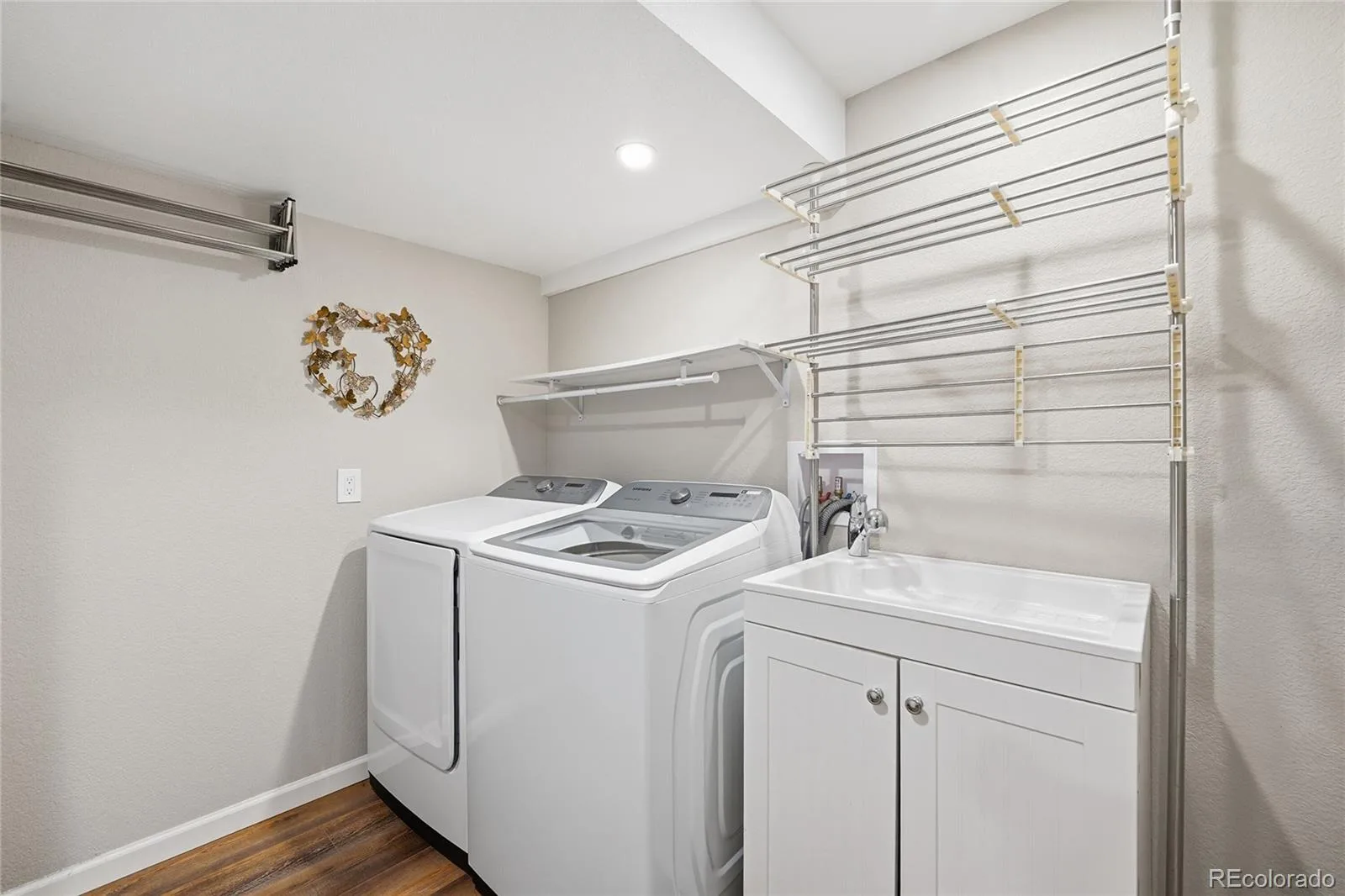 3148 E Long Circle Centennial CO 80122 | MLS #REC8133193 07312026162134 1600 33