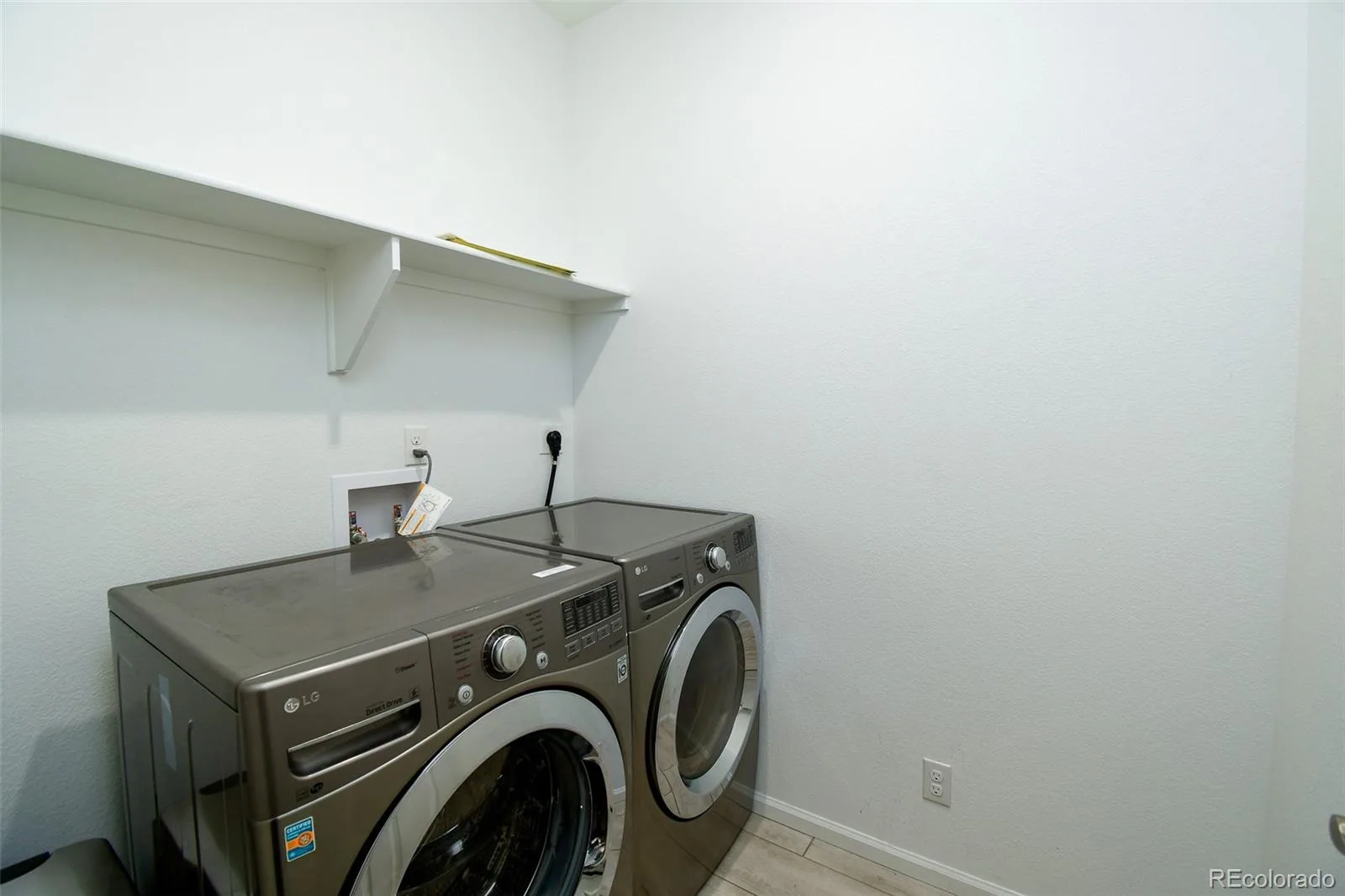 462 S Norfolk Court Aurora CO 80017 | MLS #REC8133568 10022026143601 1600 21