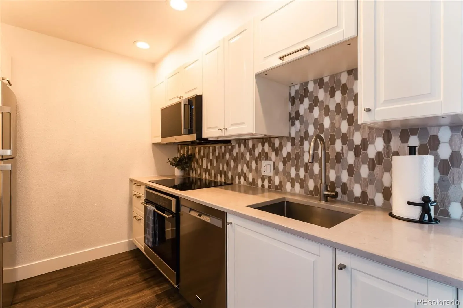 4880 E Kentucky Avenue #F Denver CO 80246 MLS #REC8136344 03122026121852 1600 8