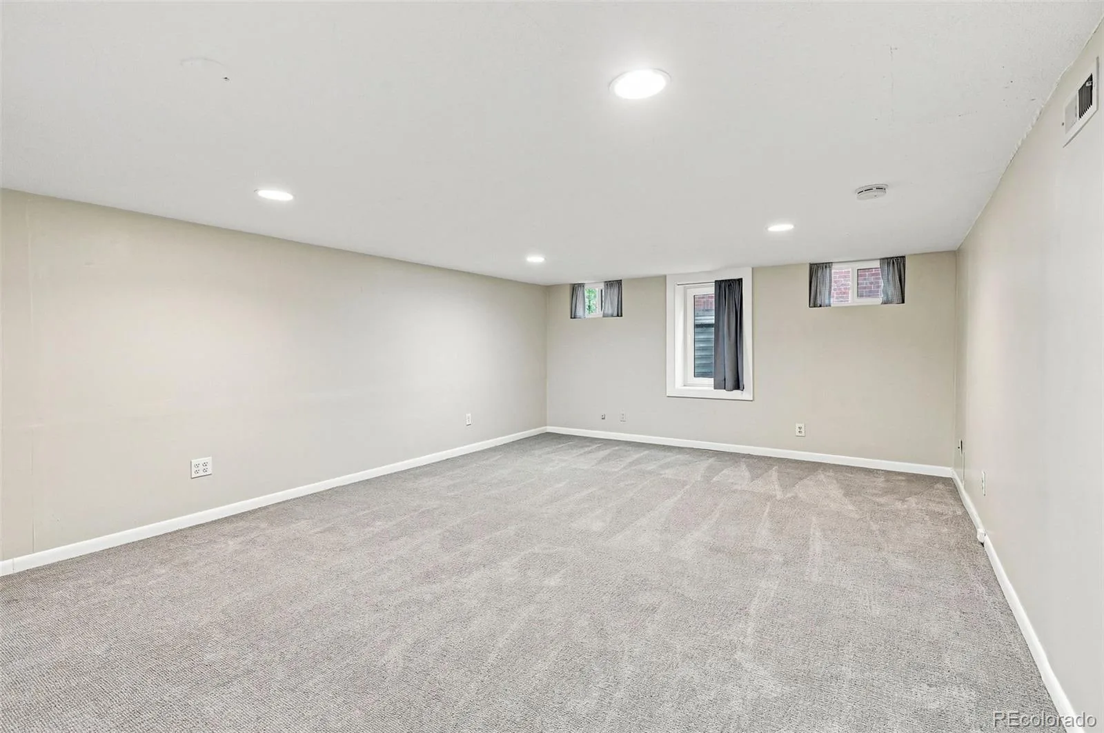 2045 S Sherman Street Denver CO 80210 | MLS #REC8137998 08142026155521 1600 21