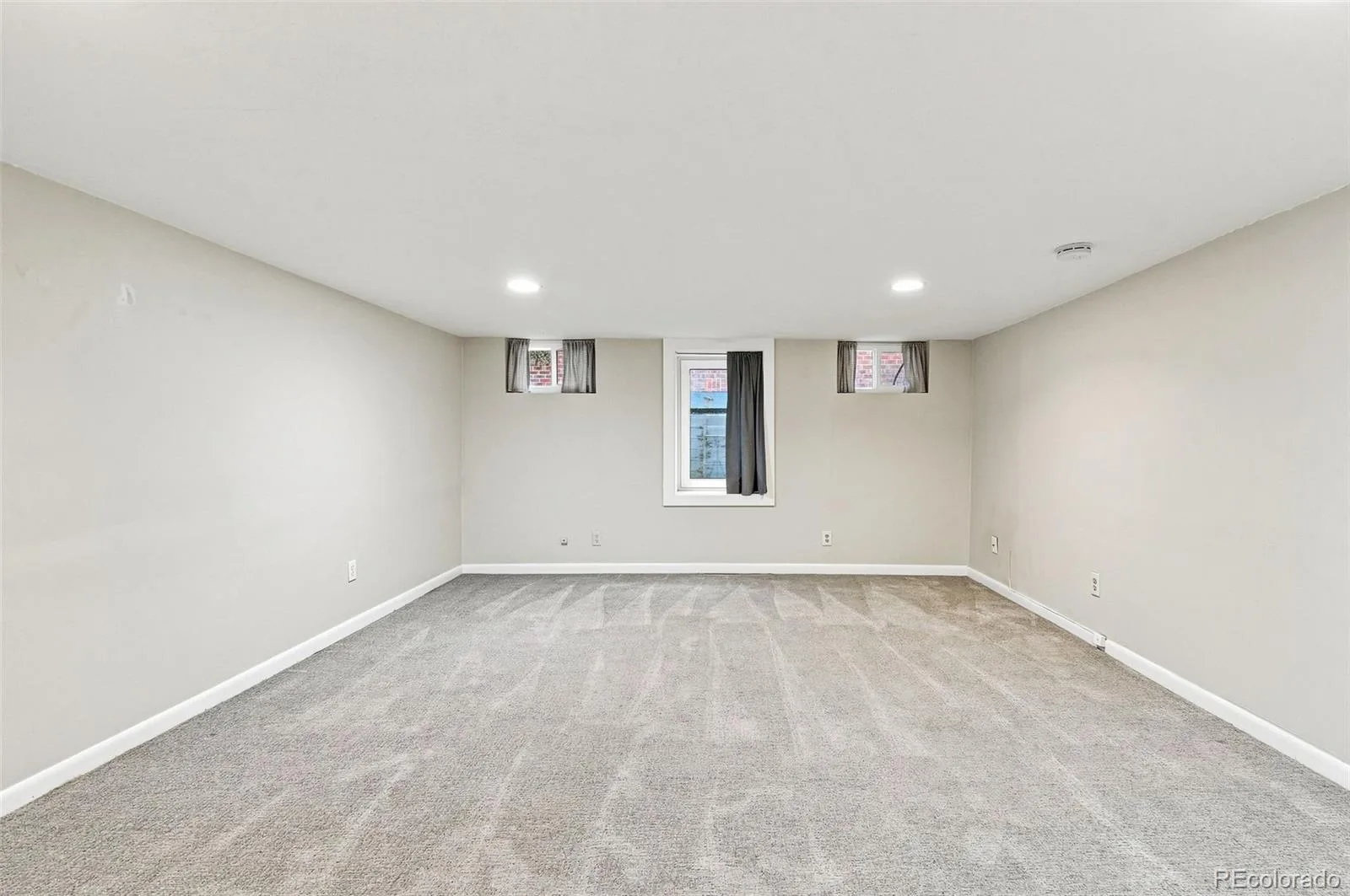 2045 S Sherman Street Denver CO 80210 | MLS #REC8137998 08142026155521 1600 22