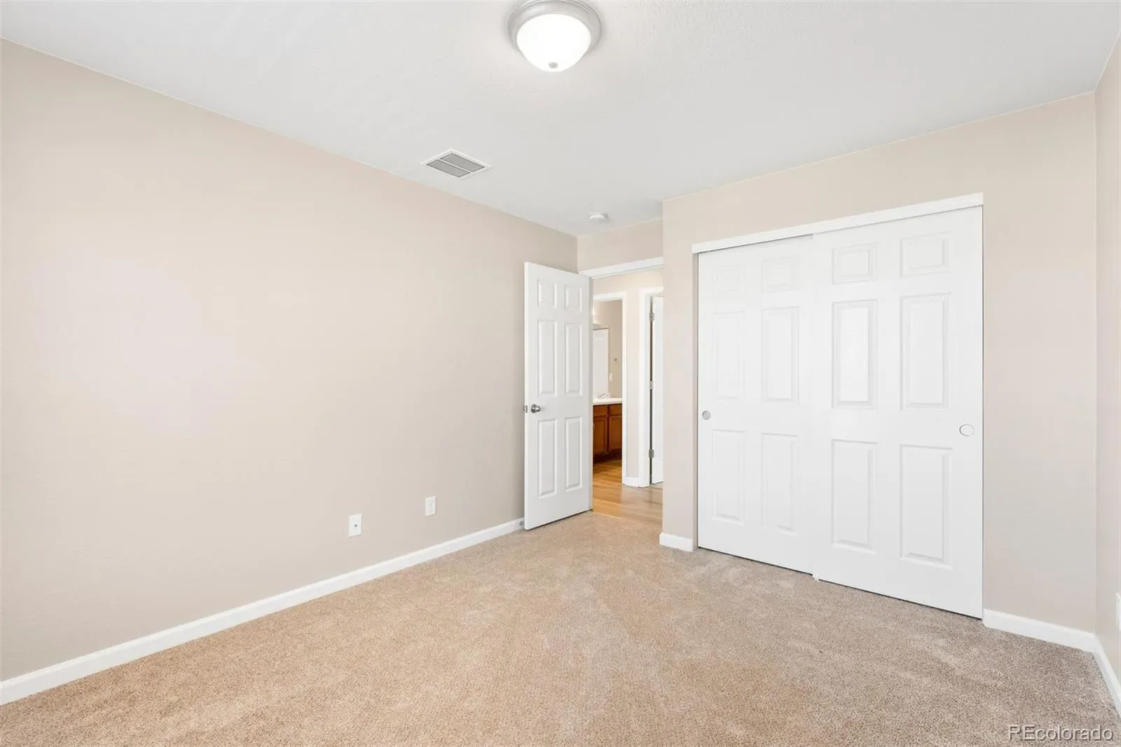 1156 Raindrop Way Castle Rock CO 80109 MLS #REC8139616 03102026163817 1600 24