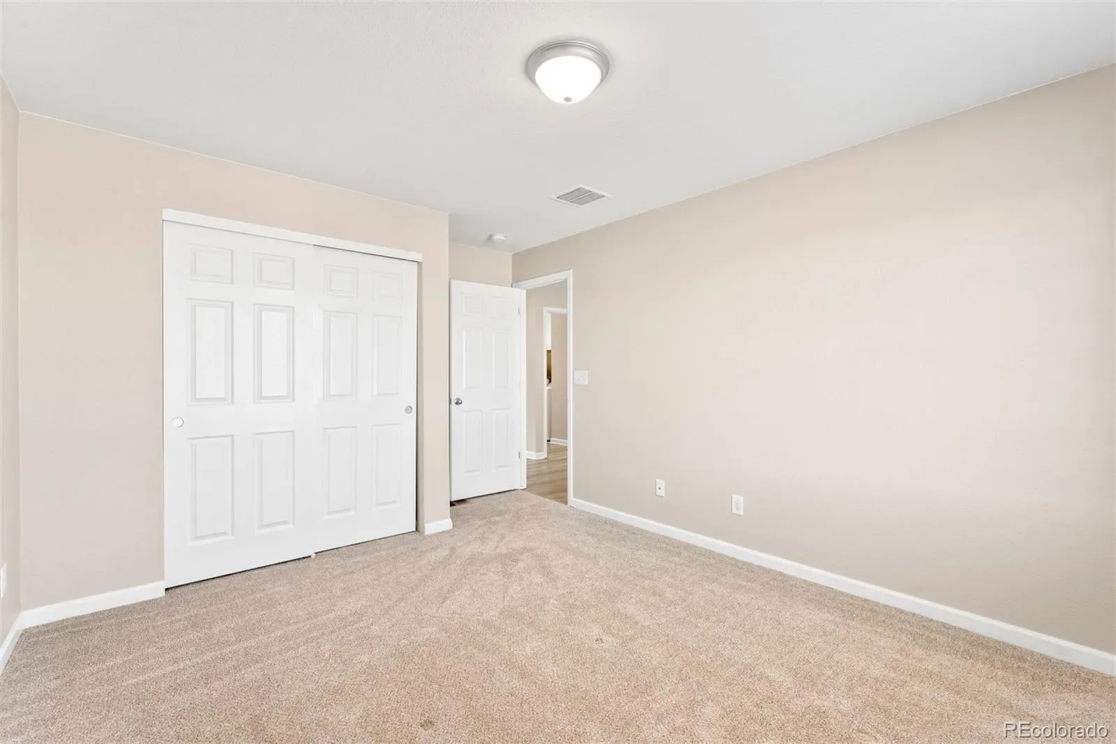 1156 Raindrop Way Castle Rock CO 80109 MLS #REC8139616 03102026163817 1600 26