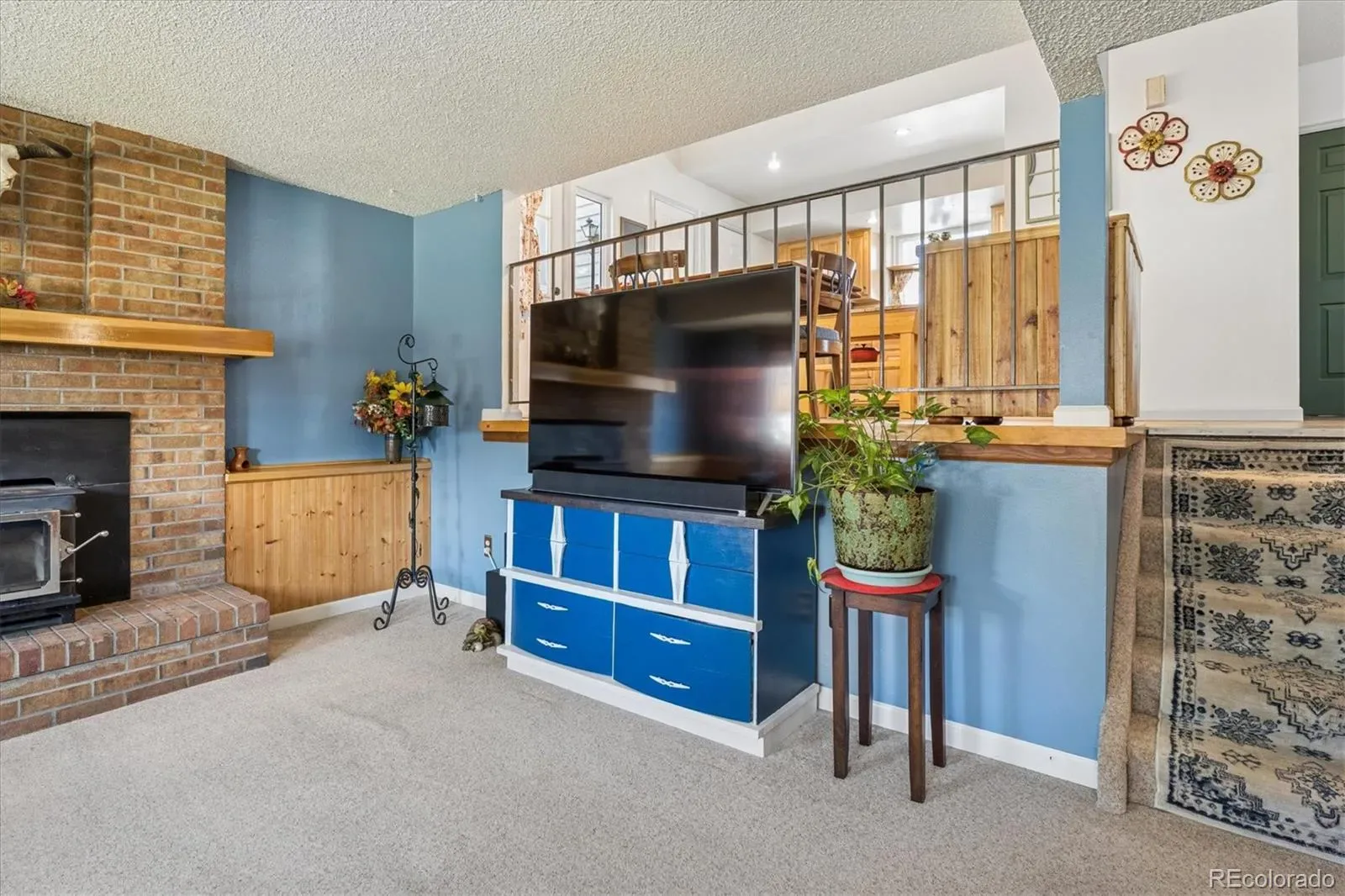 03202026173201 1600 10