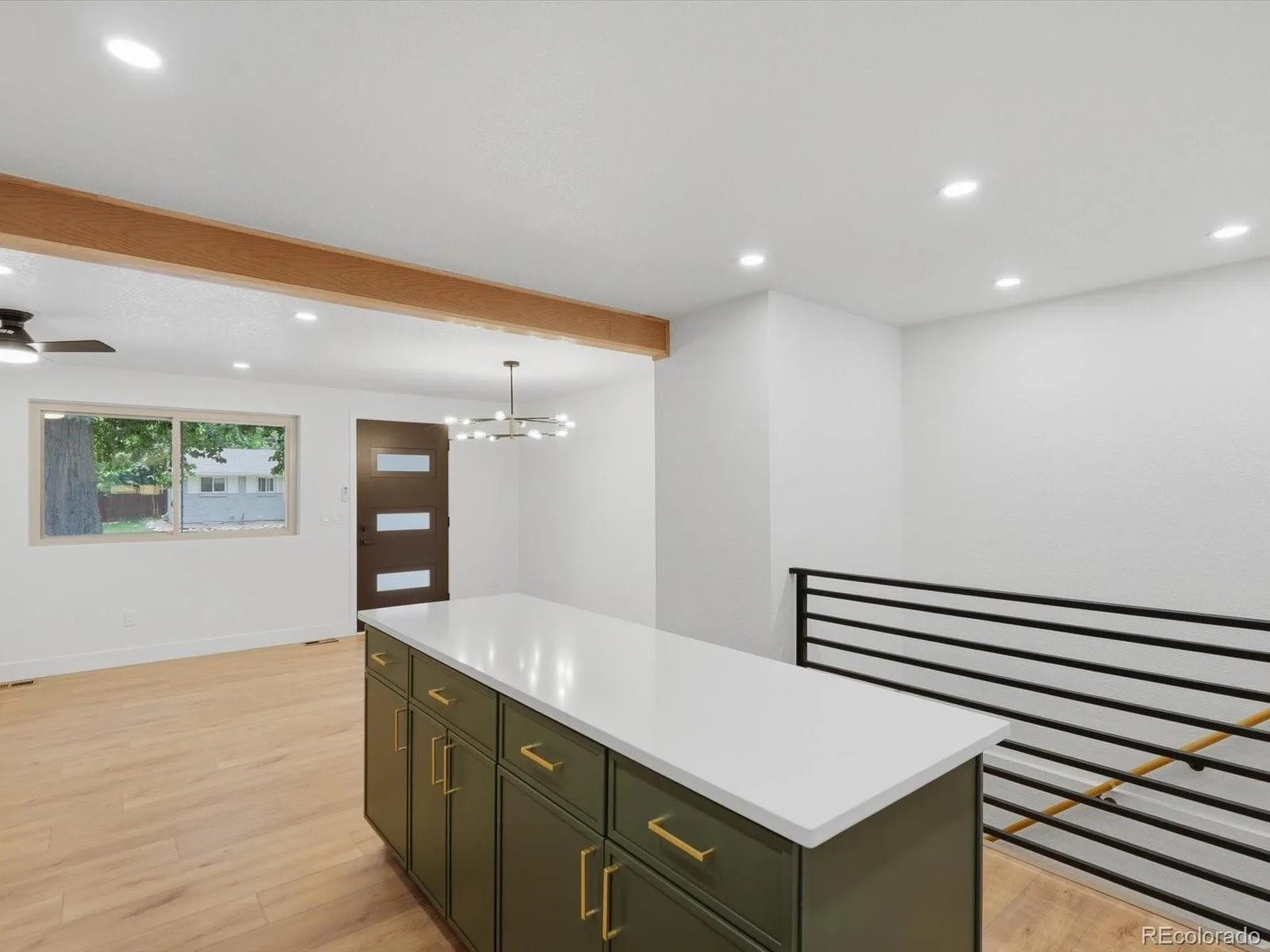 3455 W Powers Place Littleton CO 80123 | MLS #REC8142667 08152026222020 1600 14
